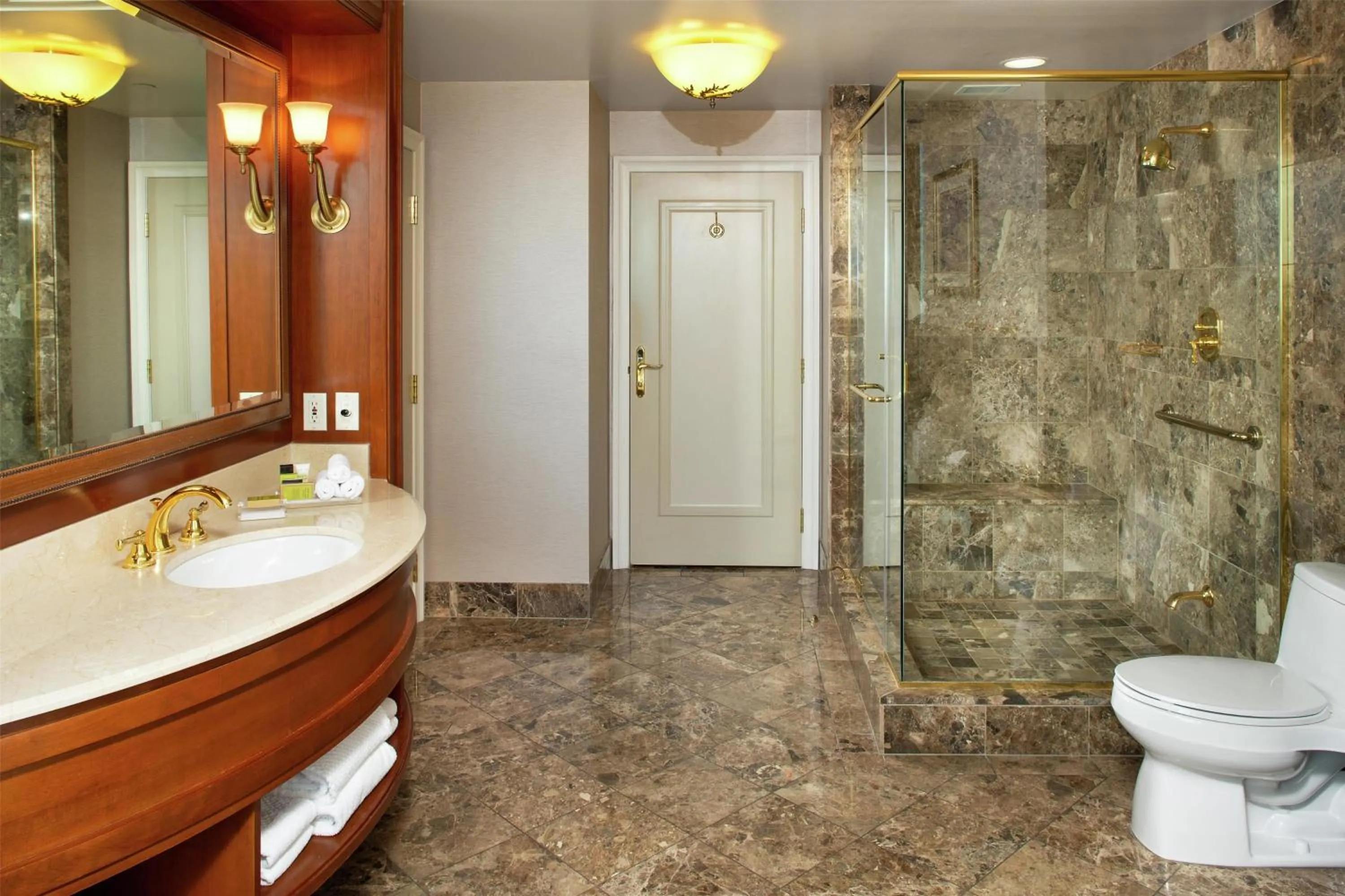 Bathroom in Hilton Lac-Leamy