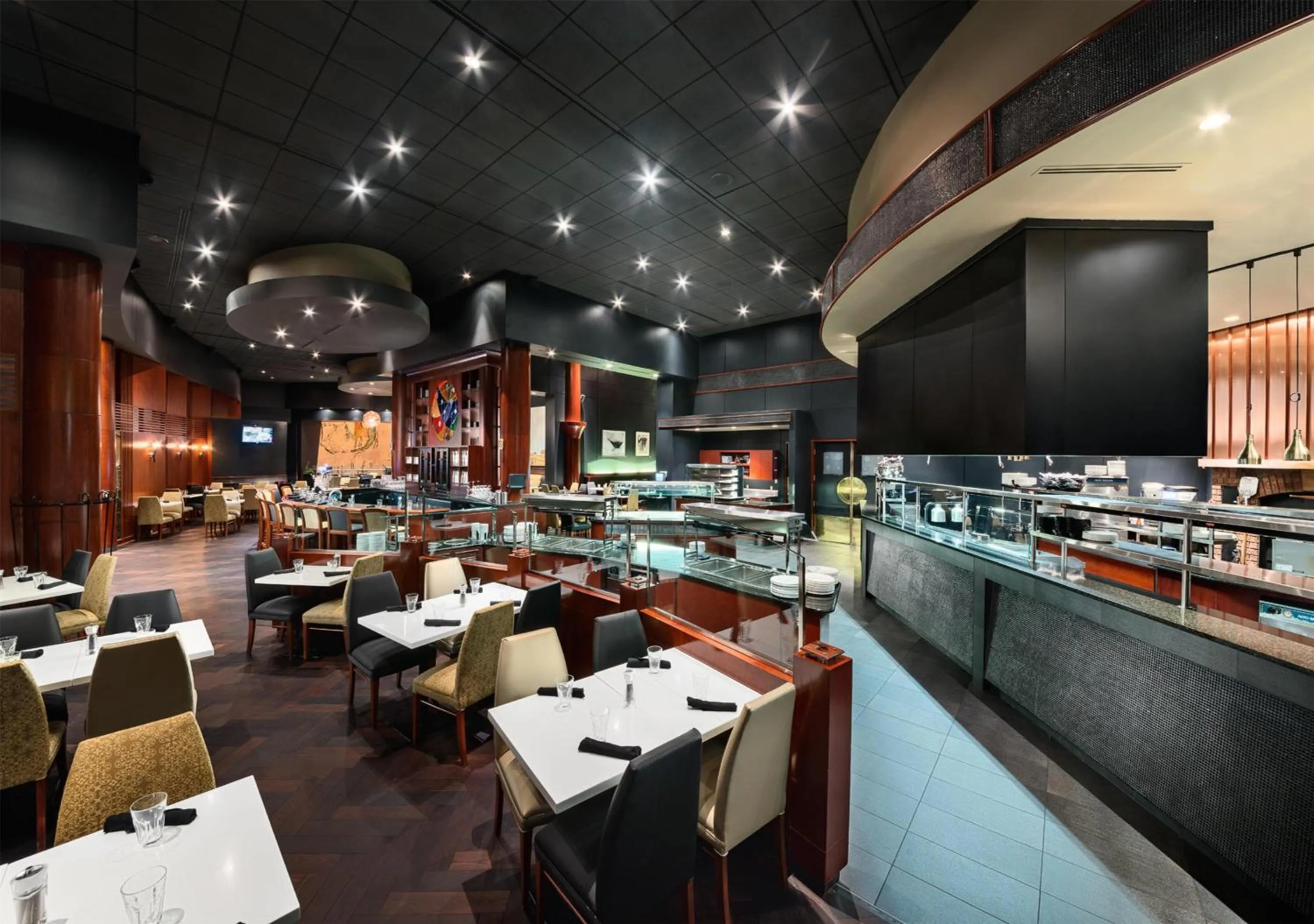 Restaurant/places to eat in Hilton Lac-Leamy