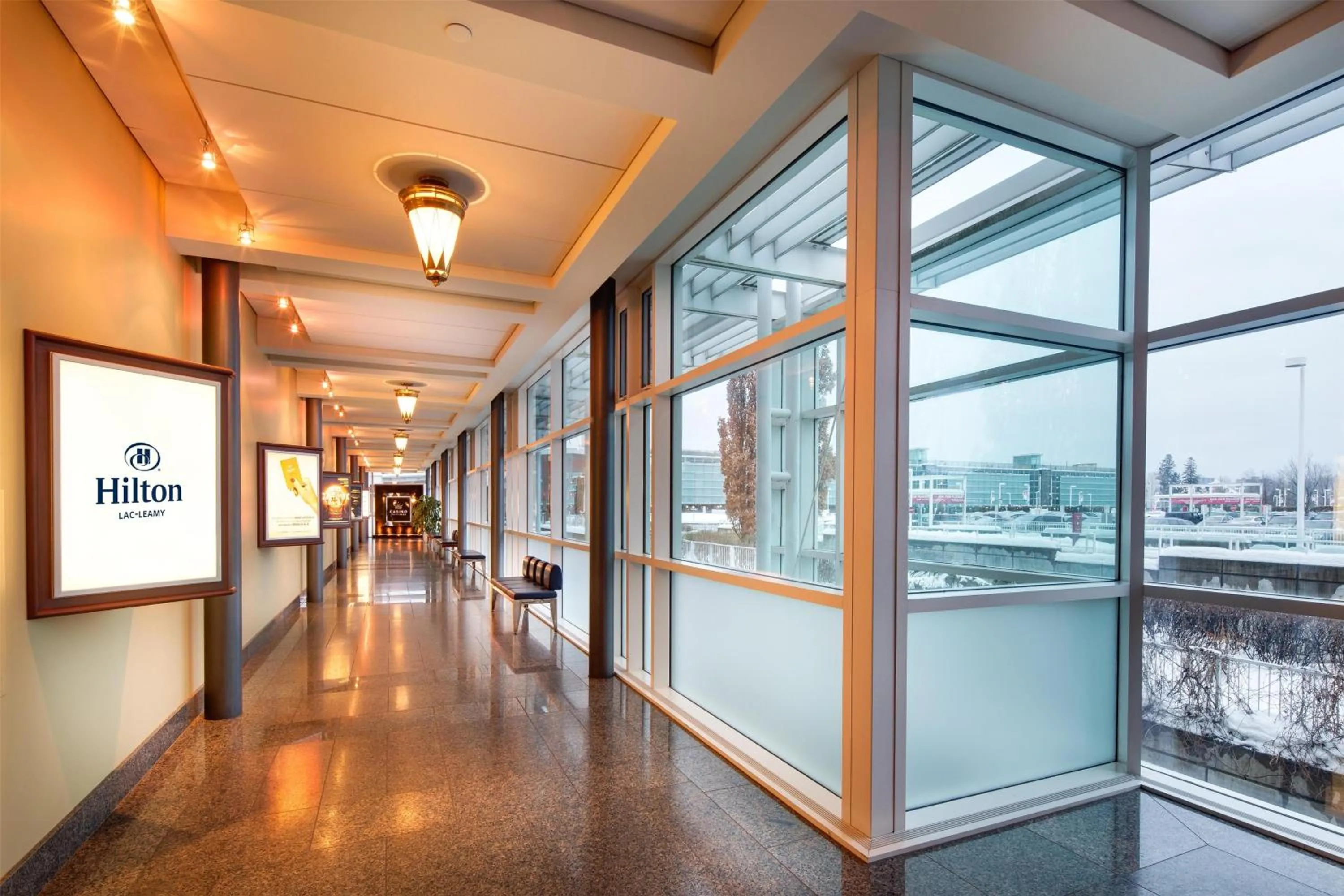 Lobby or reception in Hilton Lac-Leamy
