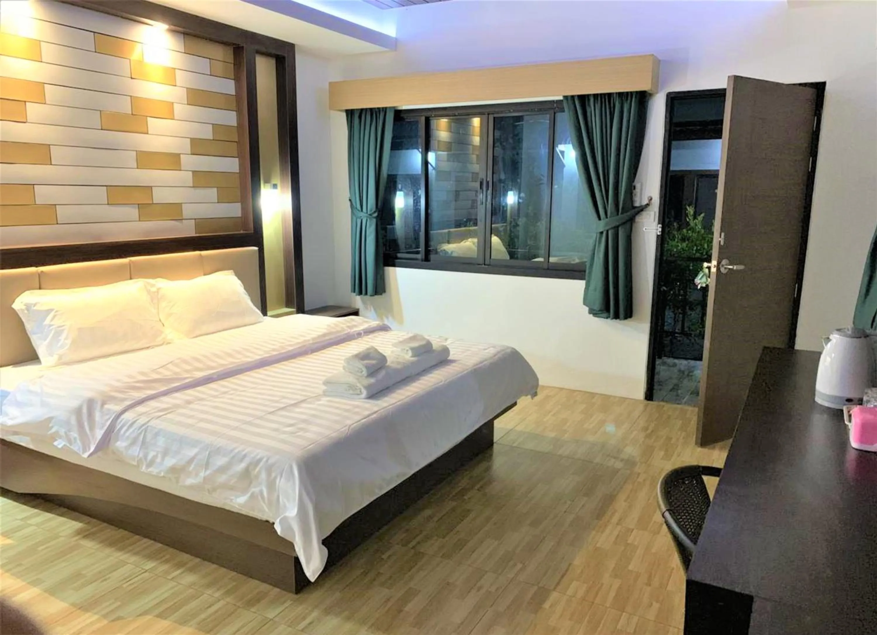 Bedroom, Bed in Thalang resort