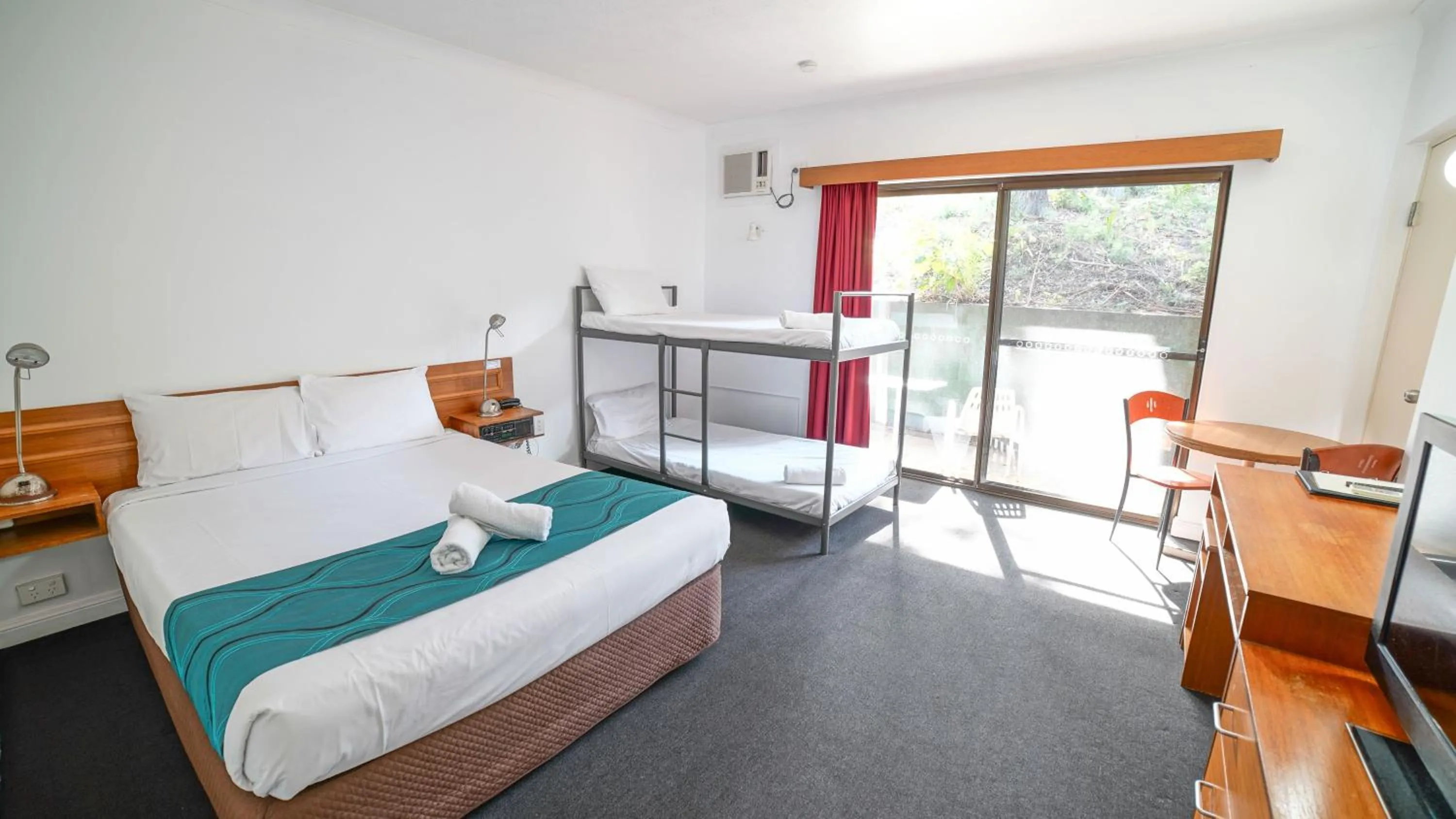 Standard Queen Room (Not Pet-Friendly) in Country 2 Coast Motor Inn Coffs Harbour