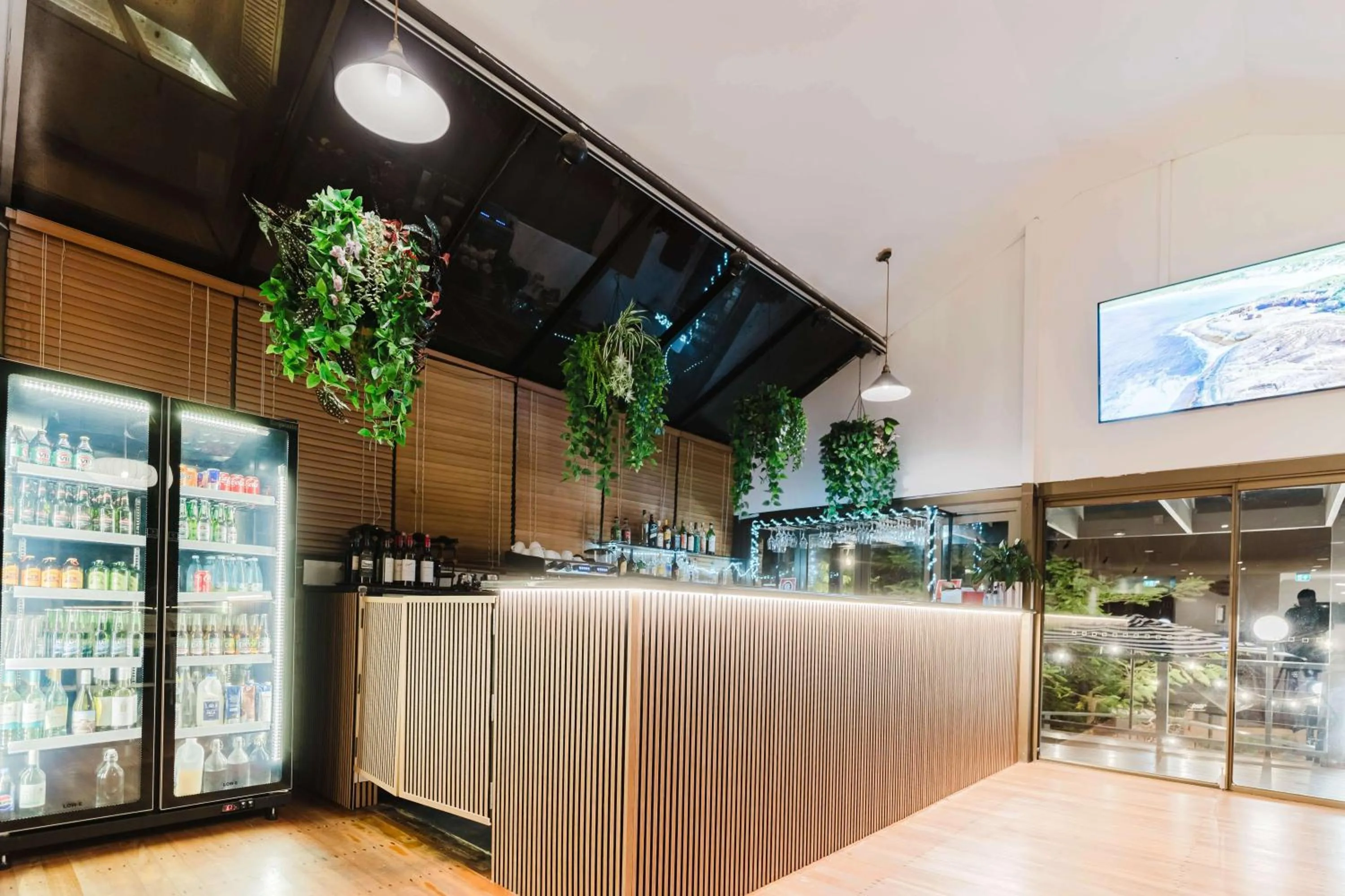 Lounge or bar in Country 2 Coast Motor Inn Coffs Harbour