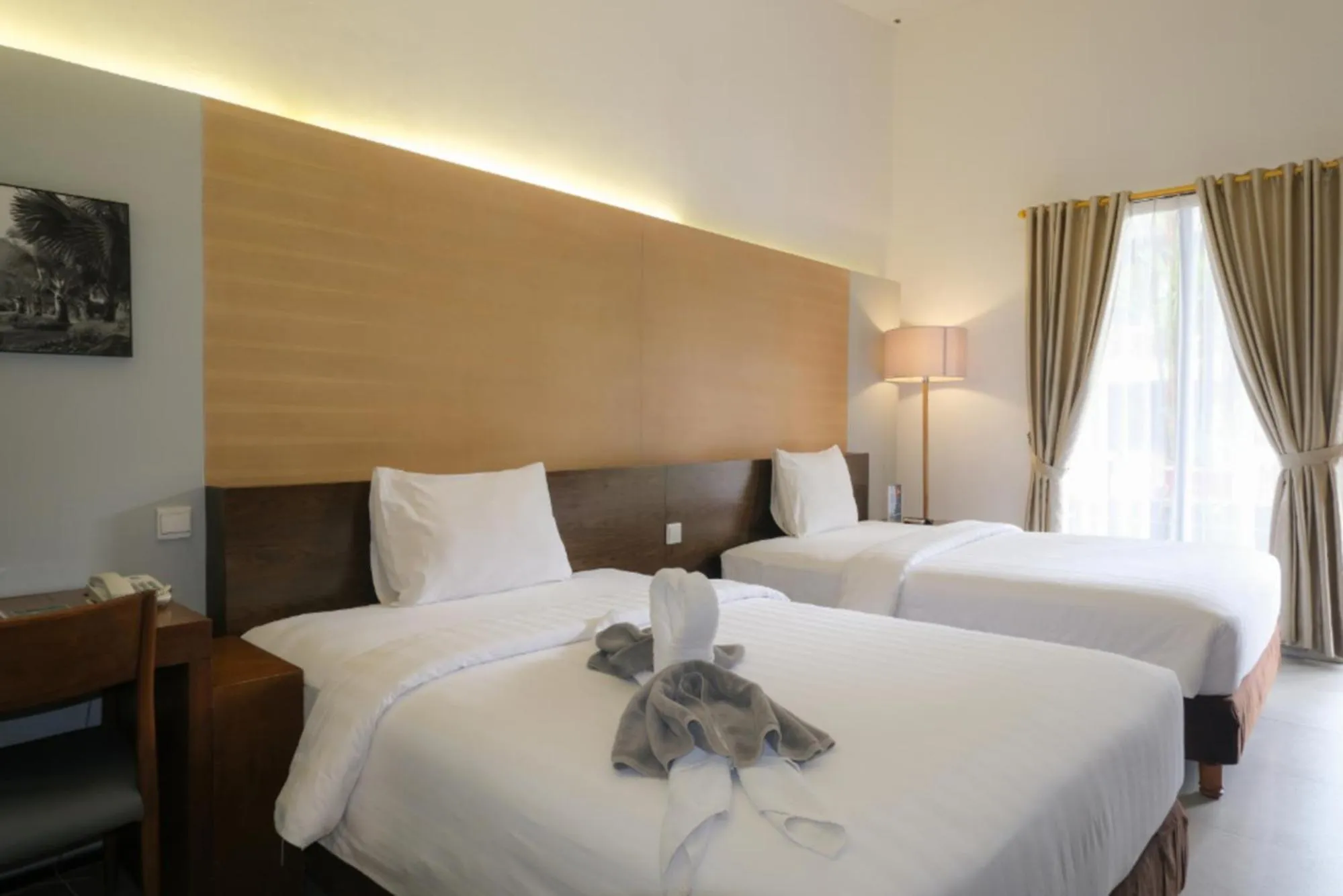 Bedroom, Bed in Hotel Neo+ Green Savana Sentul City