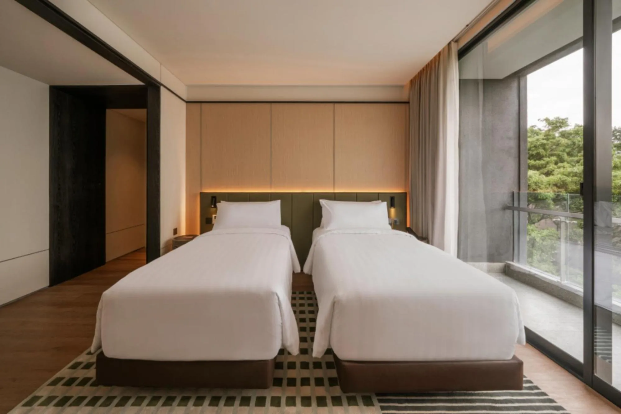 Bedroom, Bed in Hotel Neo+ Green Savana Sentul City