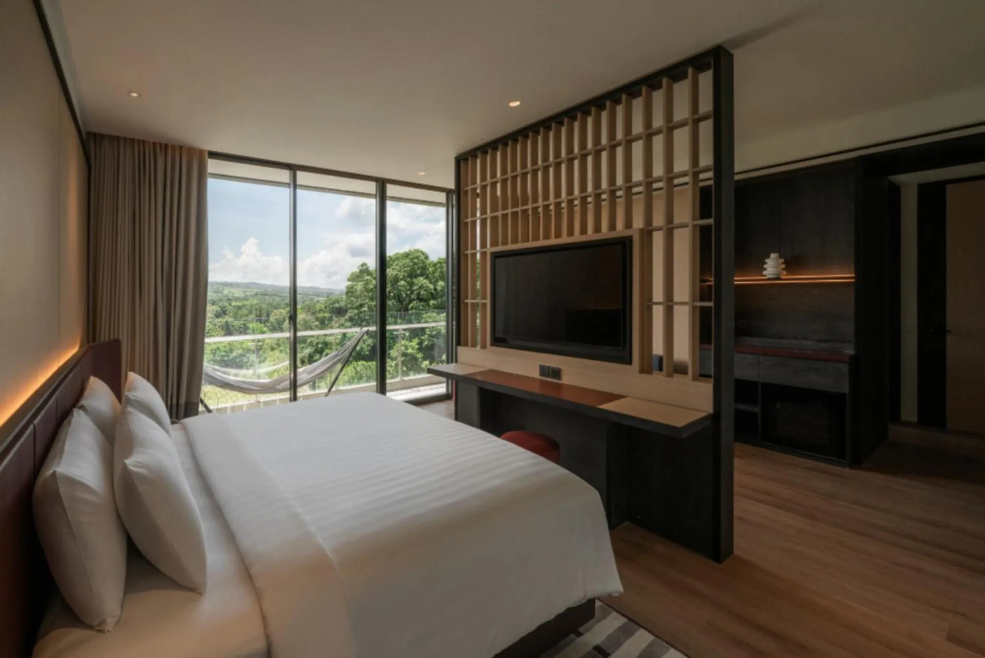 Bedroom, Bed in Hotel Neo+ Green Savana Sentul City