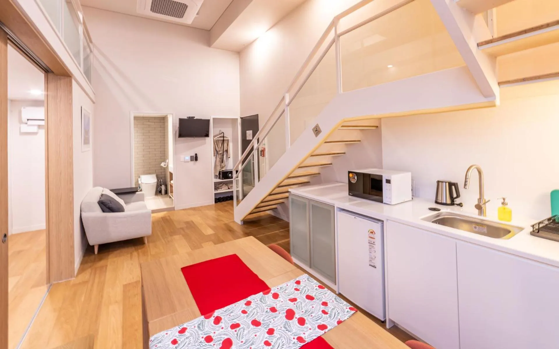 New Seoul Hotel Myeongdong