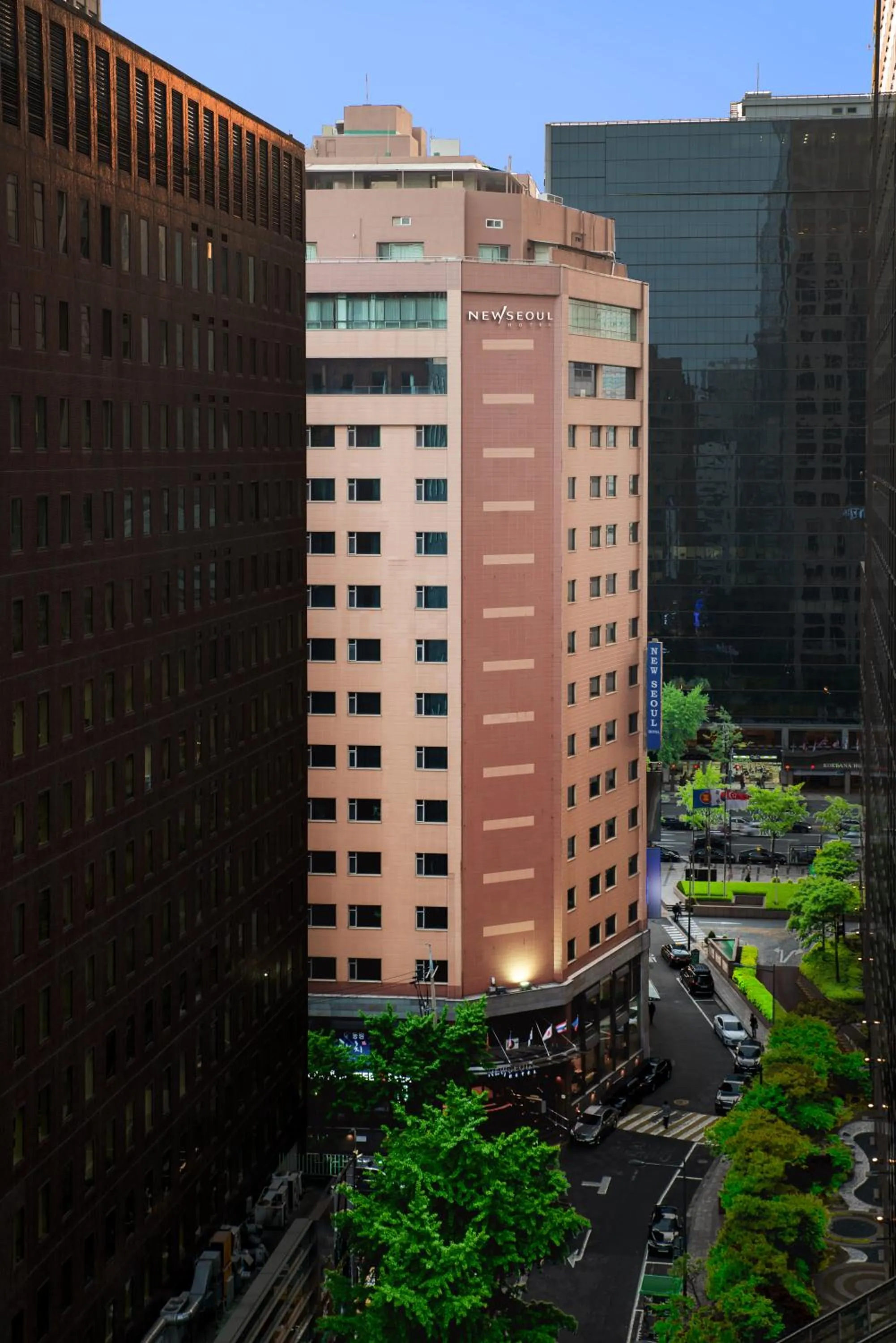 Property building in New Seoul Hotel Myeongdong