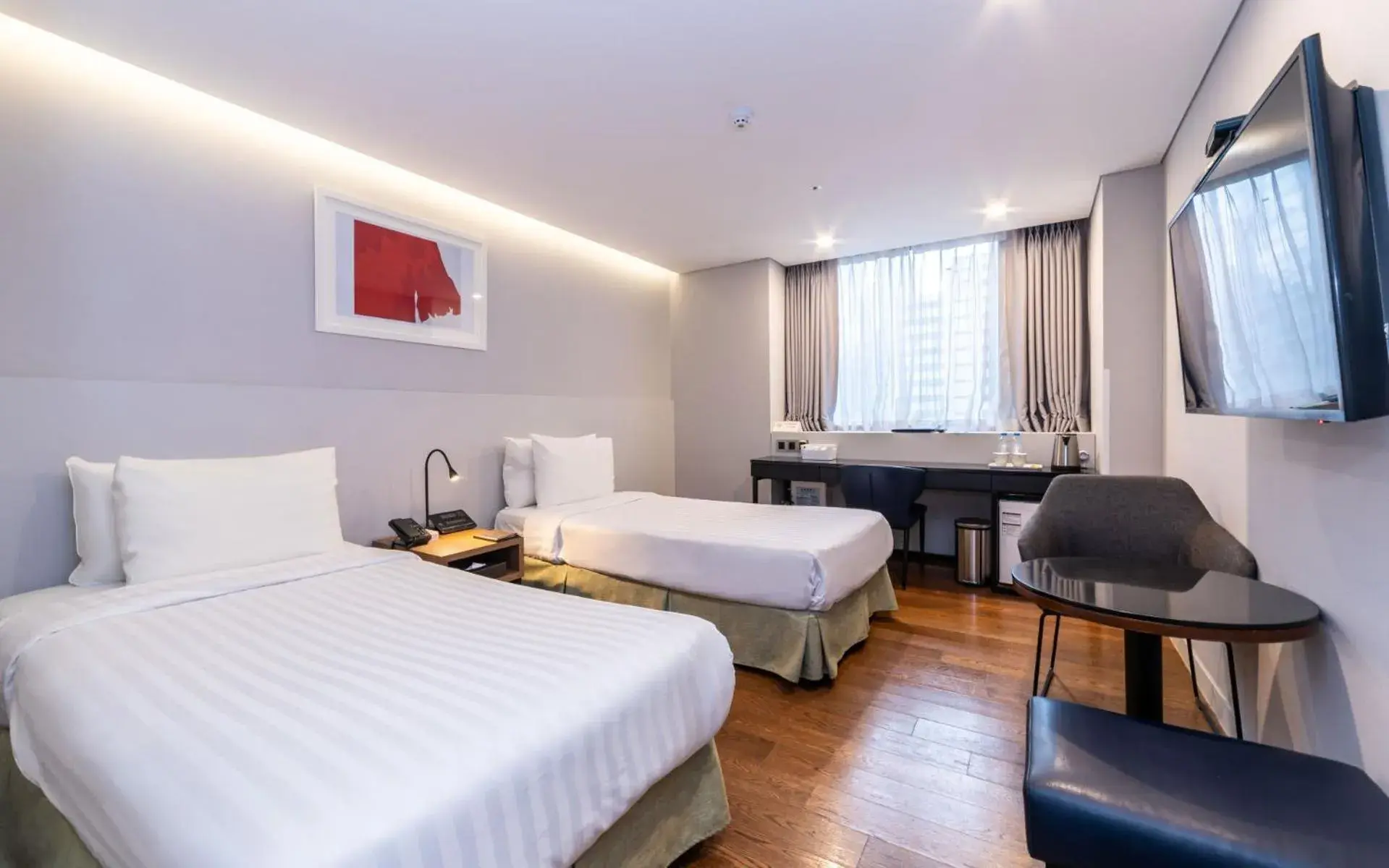 Standard Twin Room in New Seoul Hotel Myeongdong Standard Twin Room in New Seoul Hotel Myeongdong