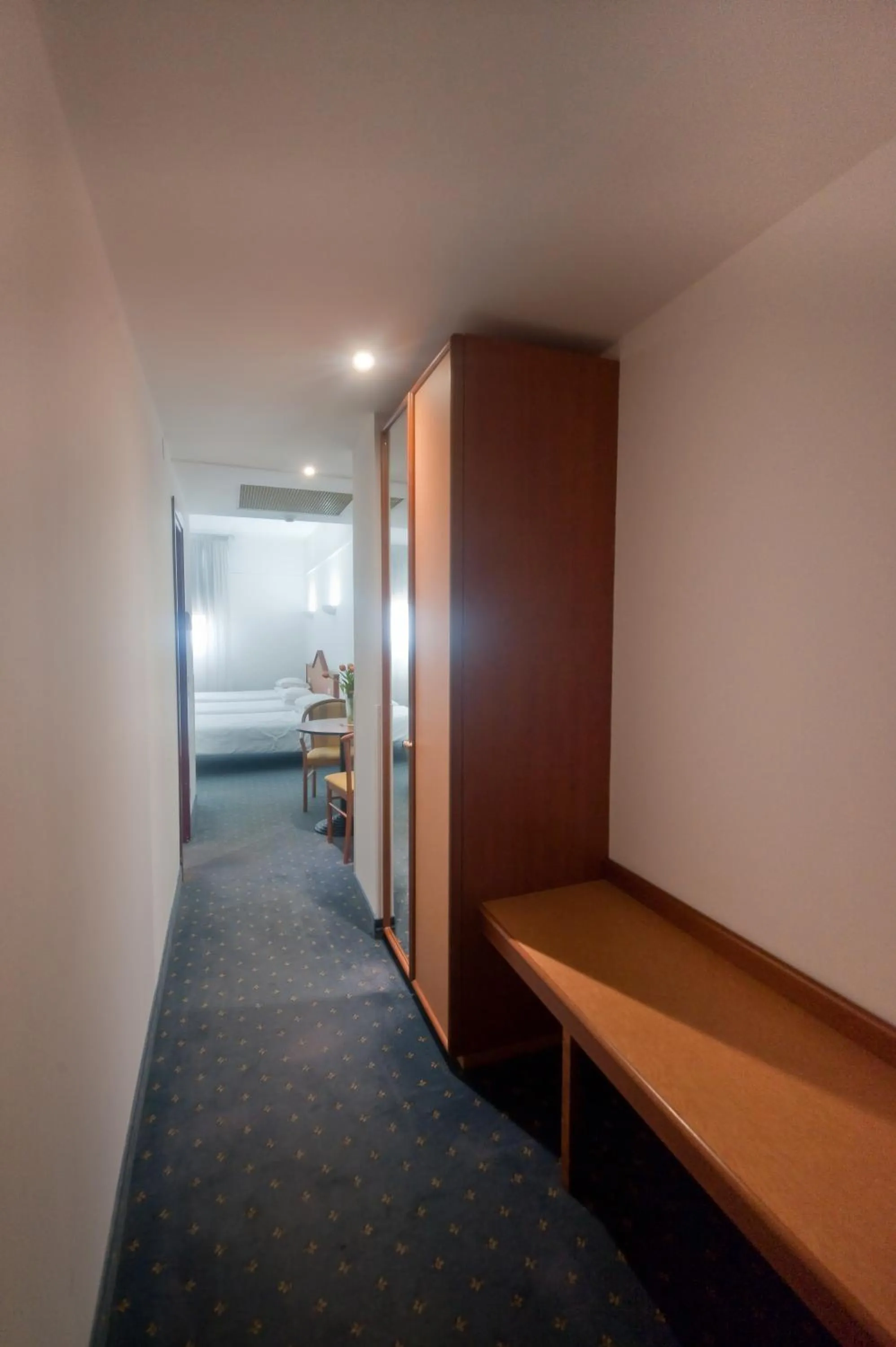 wardrobe in Hotel Le Sorgenti