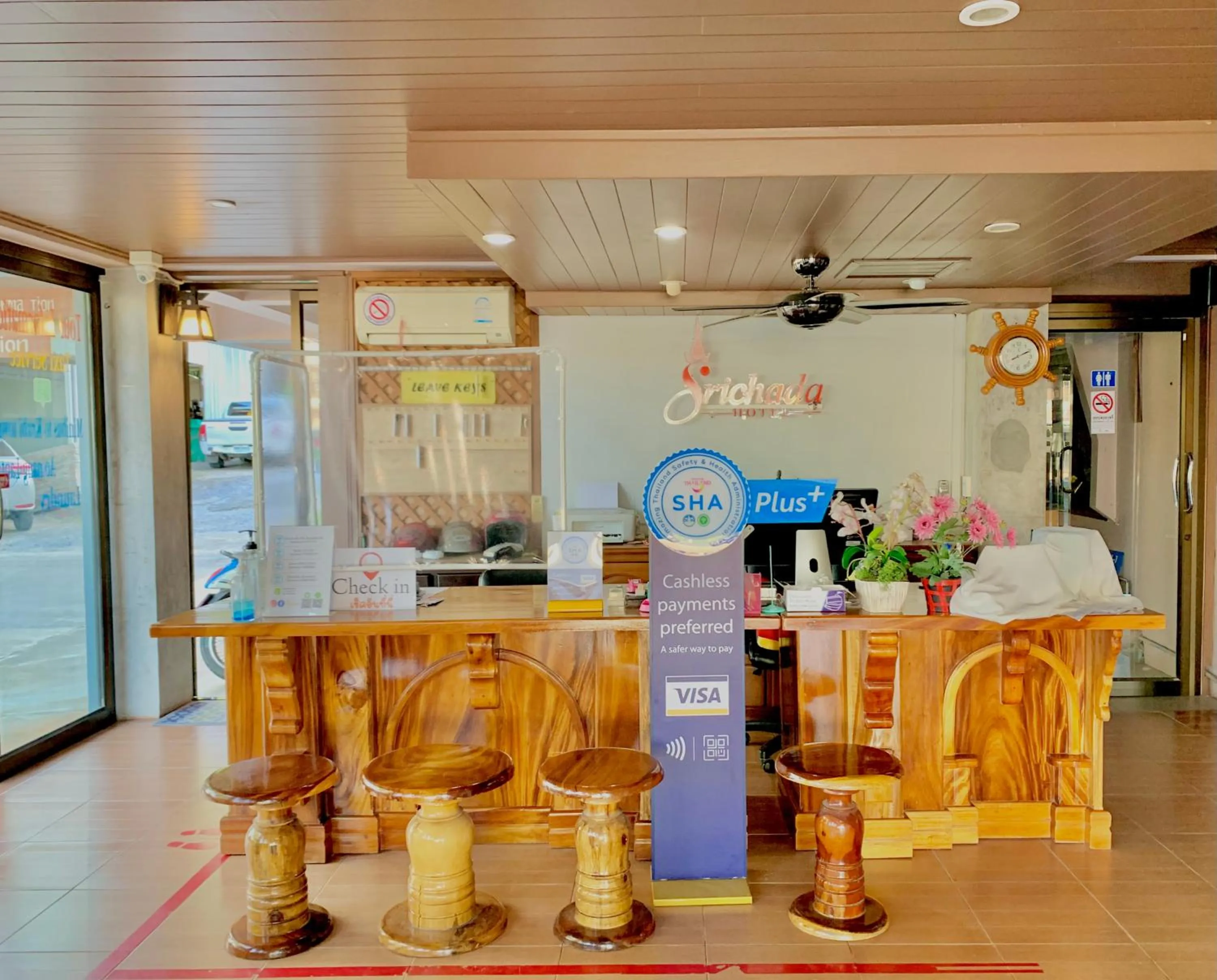 Lobby or reception in Srichada Hotel Khaolak - SHA Extra Plus