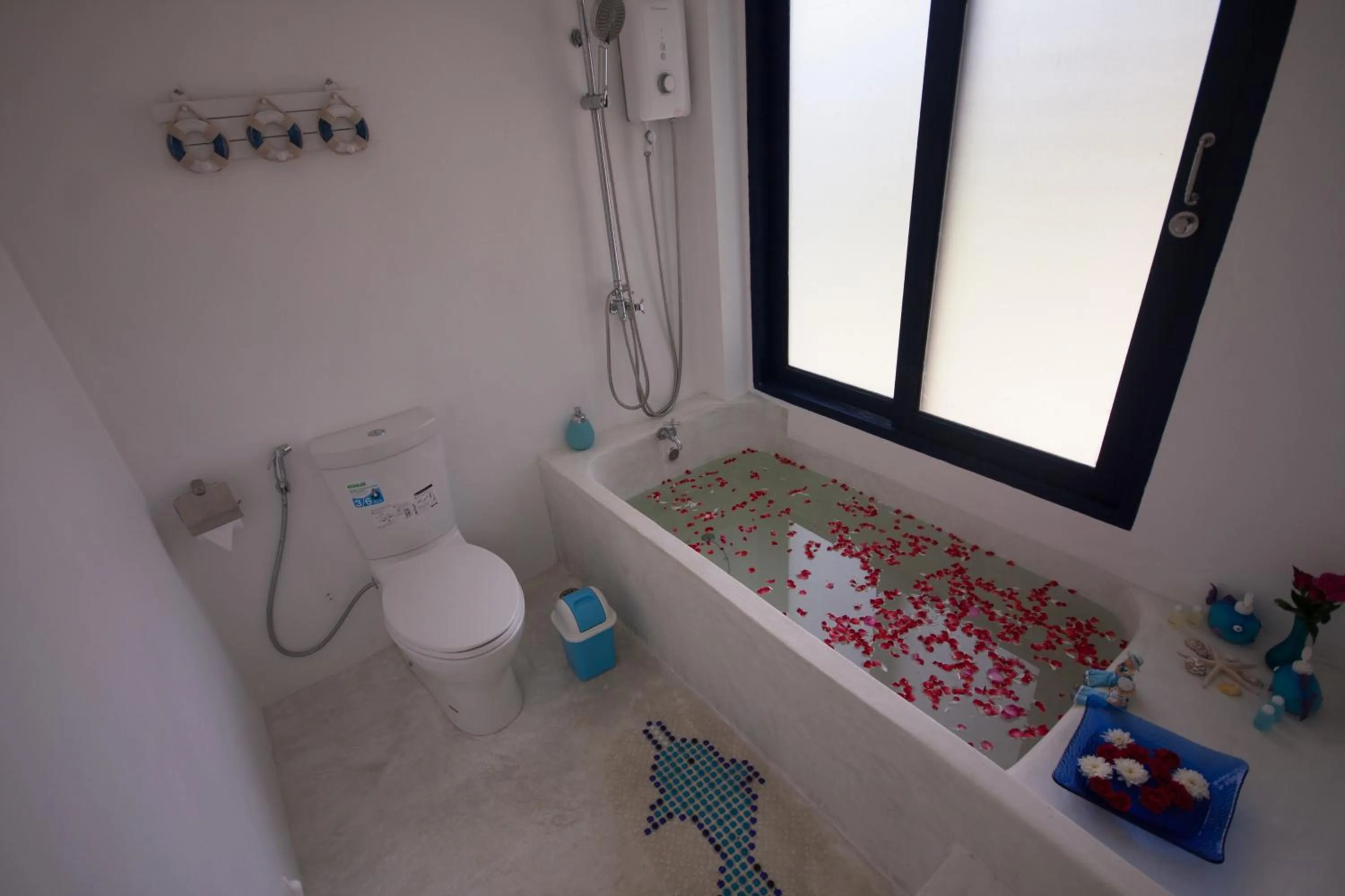 Laemsing Whitehouse Resort