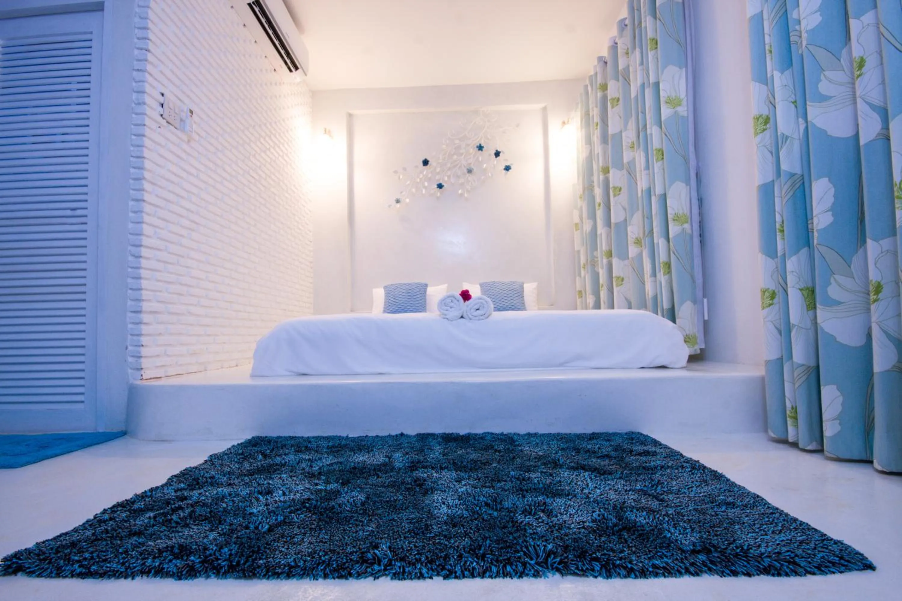 Bed in Laemsing Whitehouse Resort