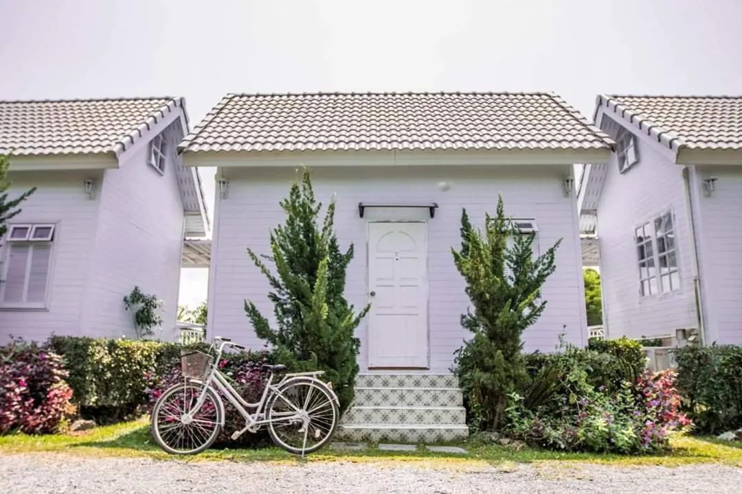 Laemsing Whitehouse Resort