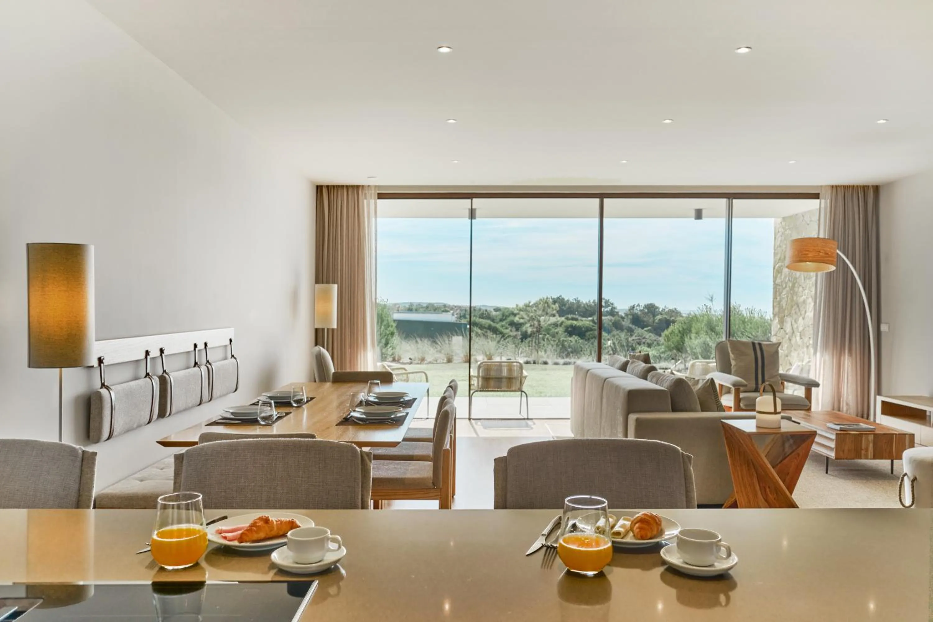 Kitchen or kitchenette in West Cliffs Ocean and Golf Resort