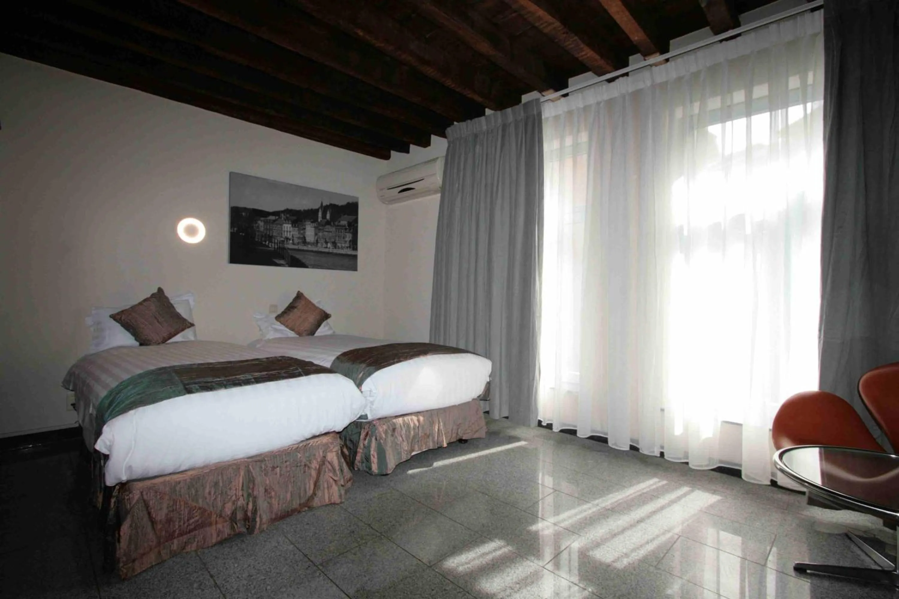 Standard Apartment in Amosa Liège City Centre Apart Regence 10