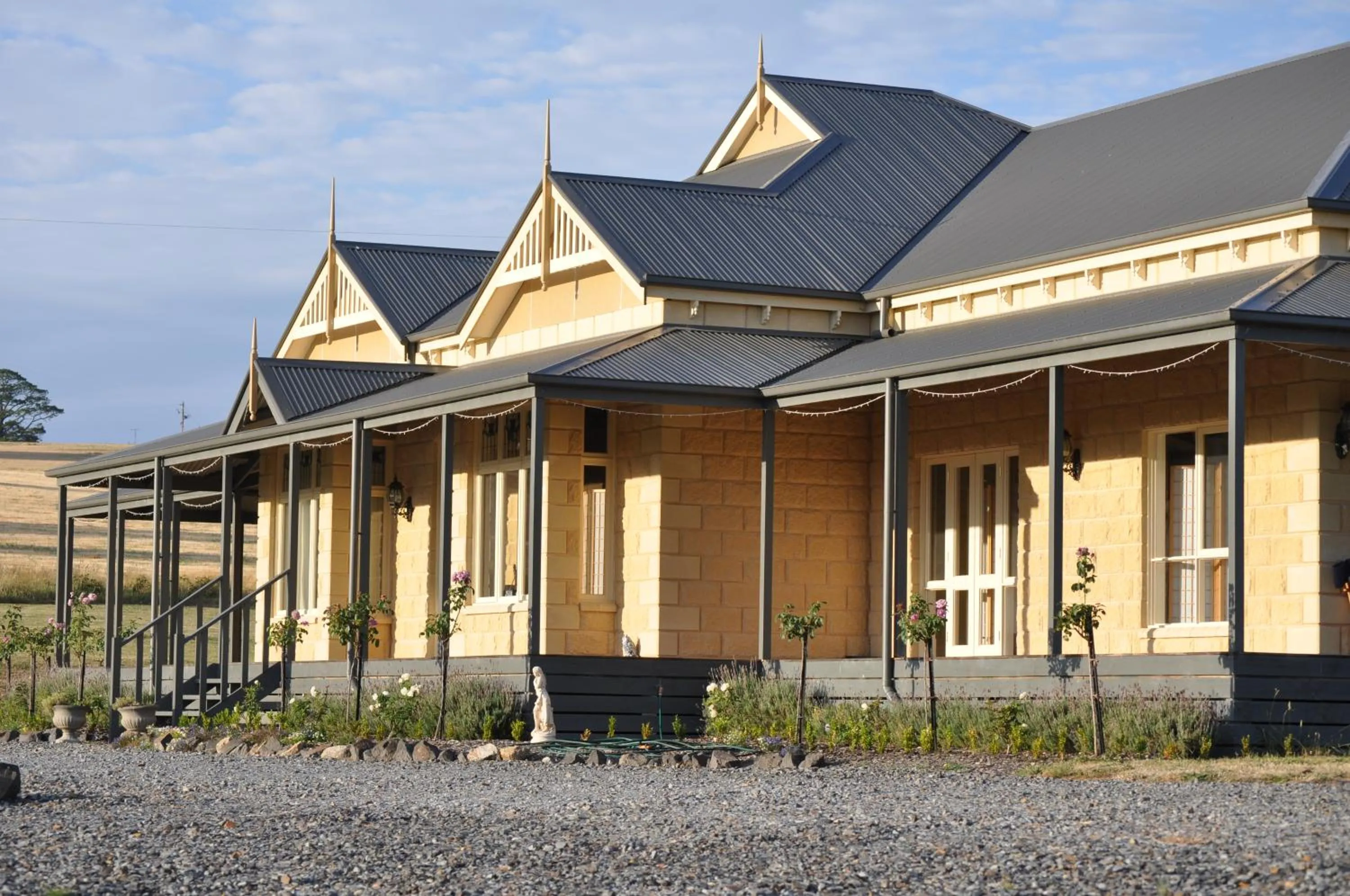 Tallawarra Homestead