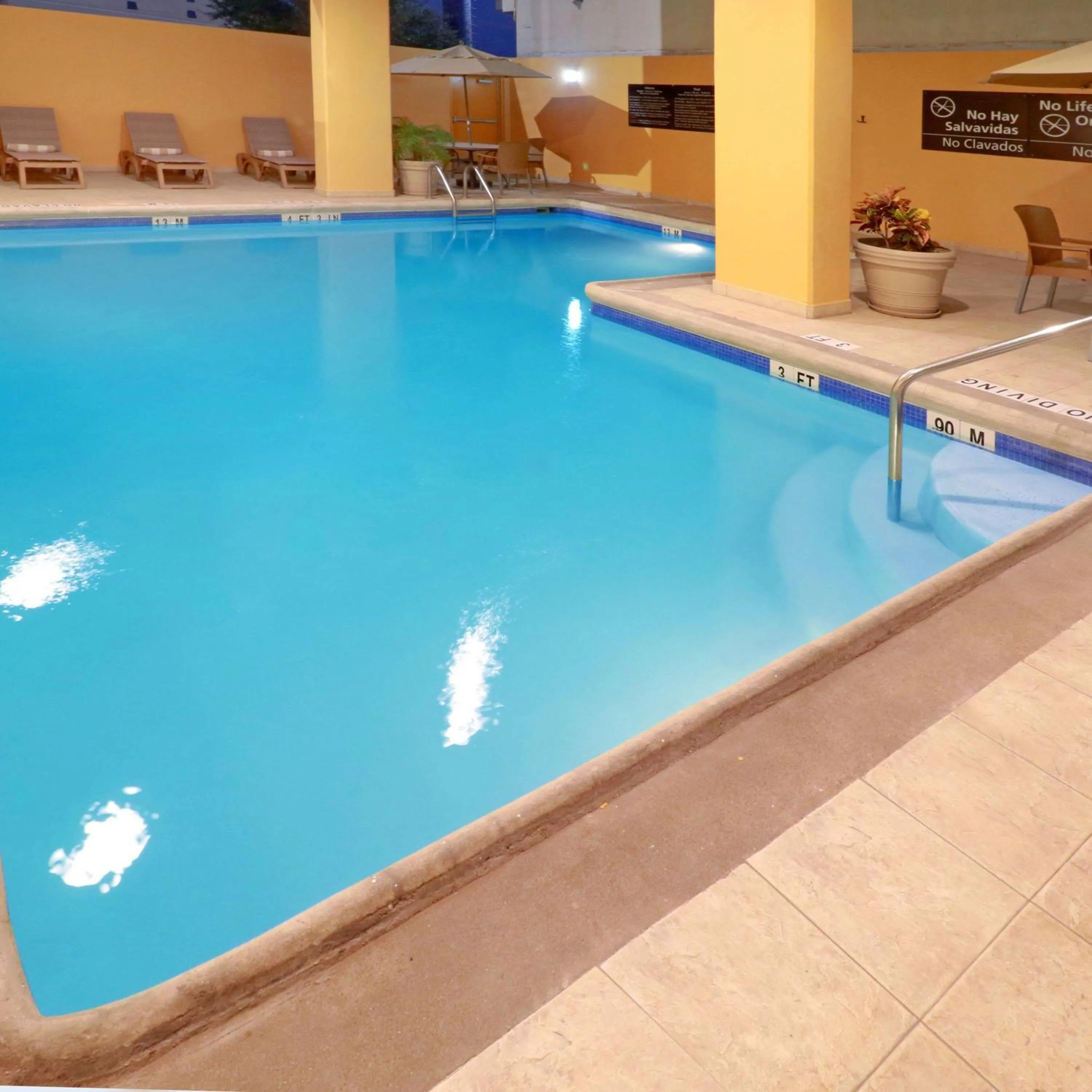 Pool view in Hampton by Hilton Reynosa Zona Industrial