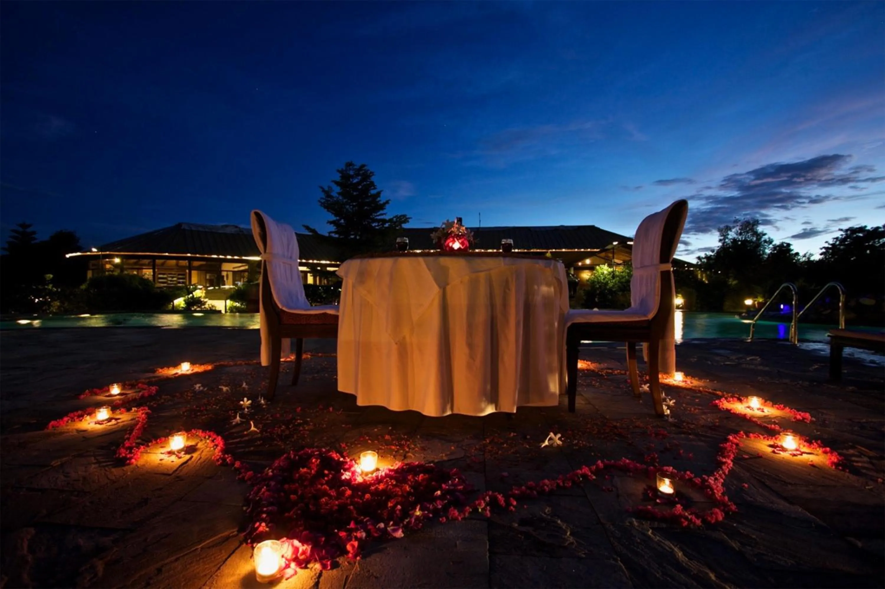 Dinner in Aahana Resort - Jim Corbett