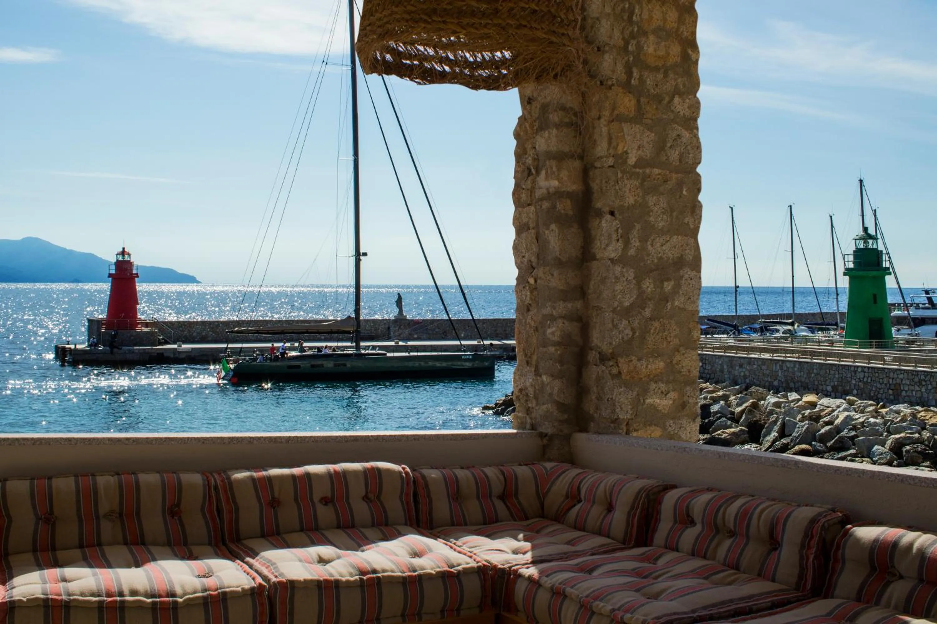 Balcony/Terrace in LA GUARDIA Hotel