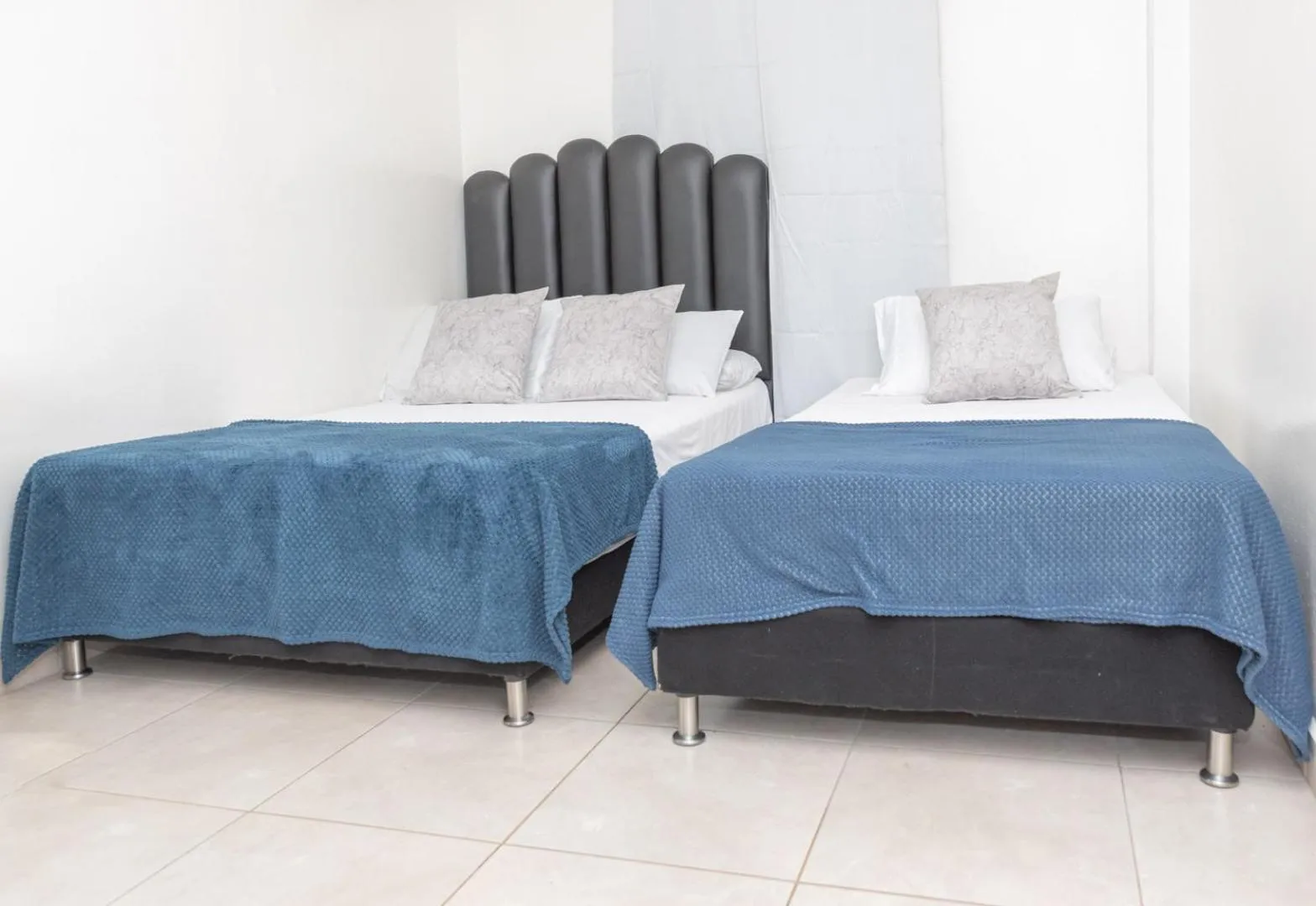 Bed in Hotel Alcazar