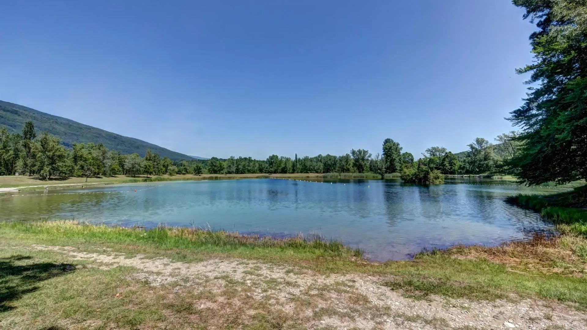 Natural landscape in Vacancéole - Le Village des Oiseaux