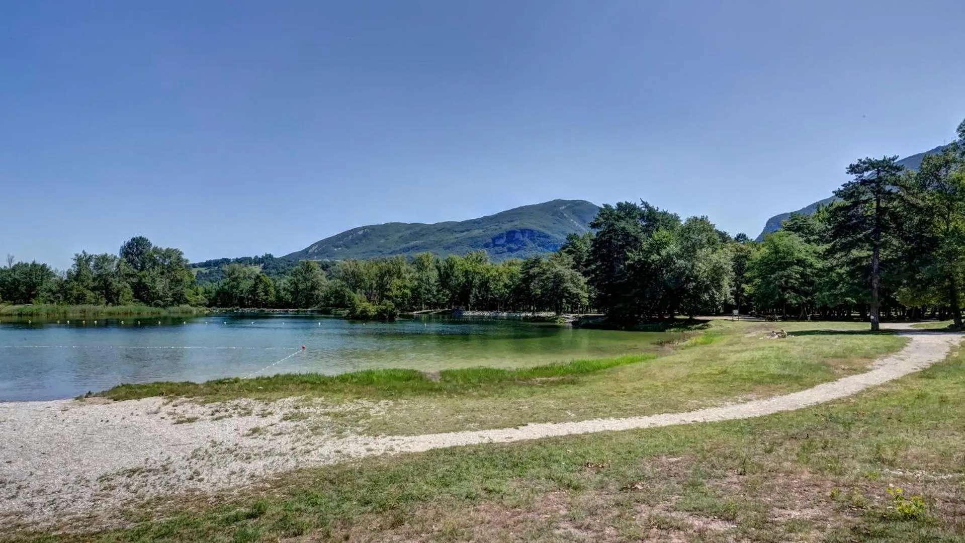 Natural landscape in Vacancéole - Le Village des Oiseaux