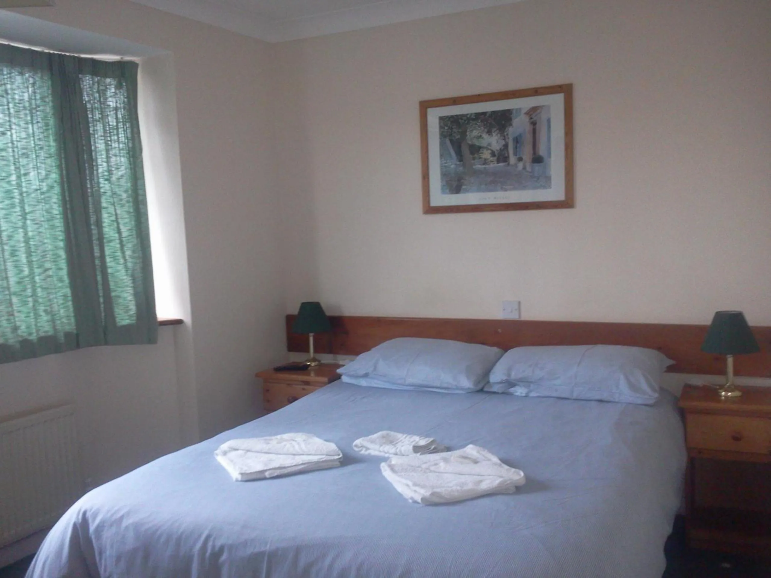 Bed in Carlton Lodge