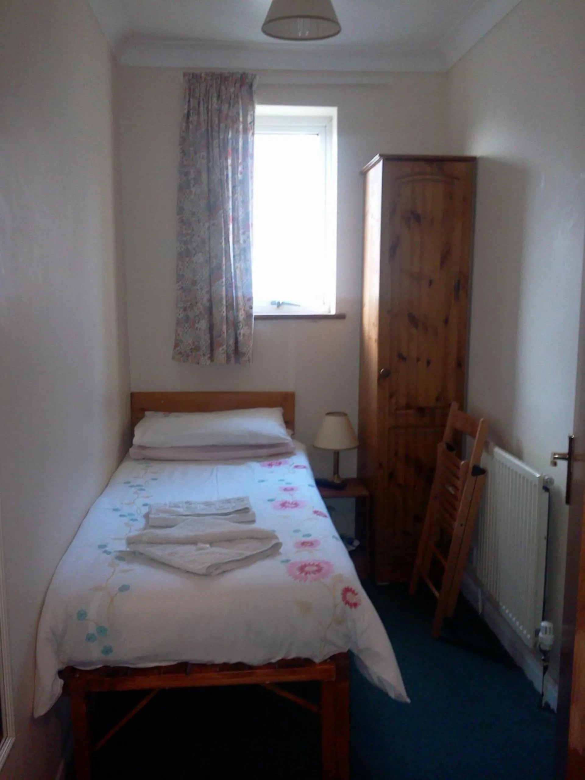 Bed in Carlton Lodge