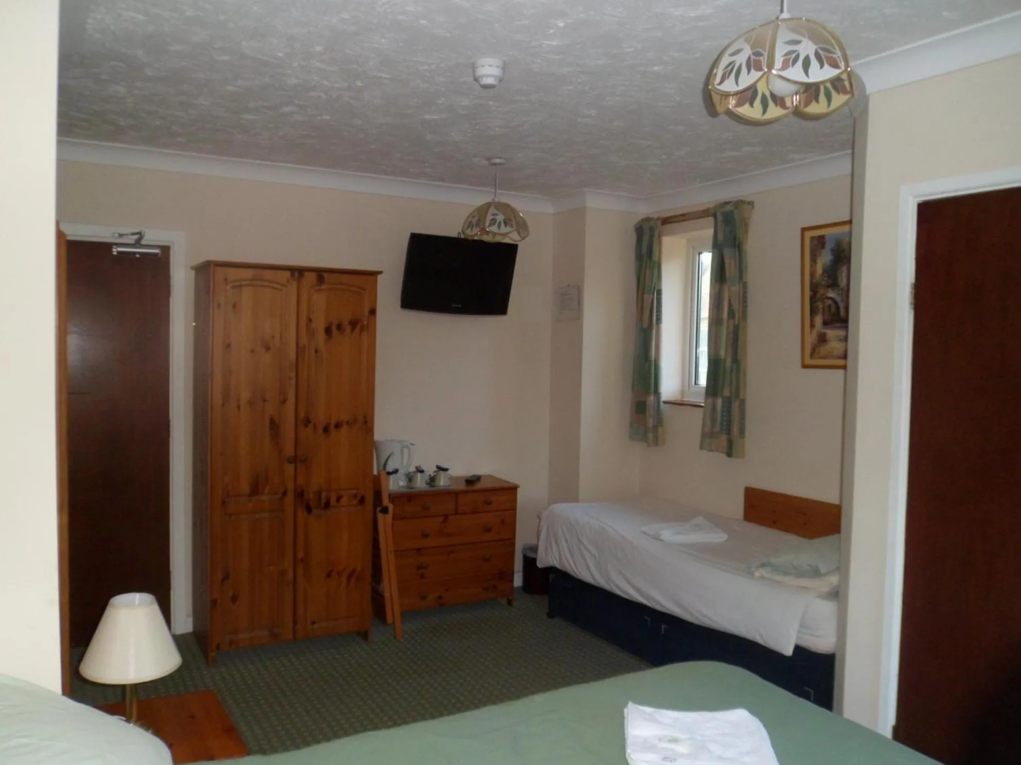 Bed in Carlton Lodge