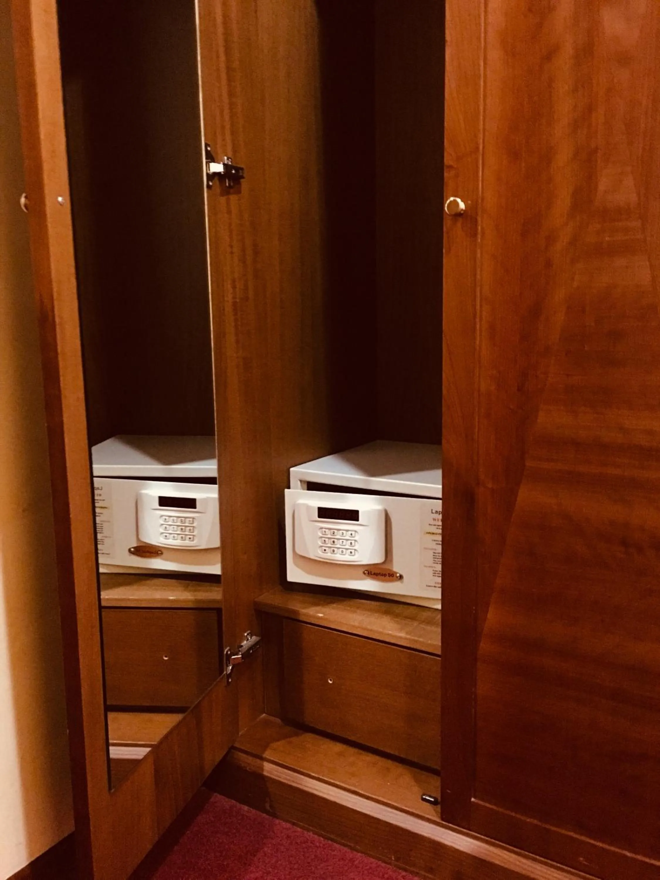 Photo of the whole room in HS 311