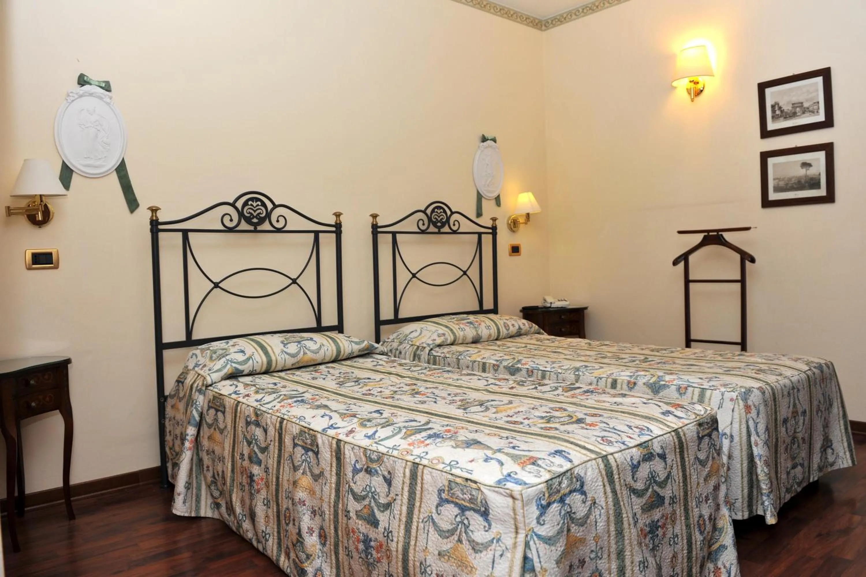 Bed in Villa Felcaro - Relais, Lodge & Restaurant
