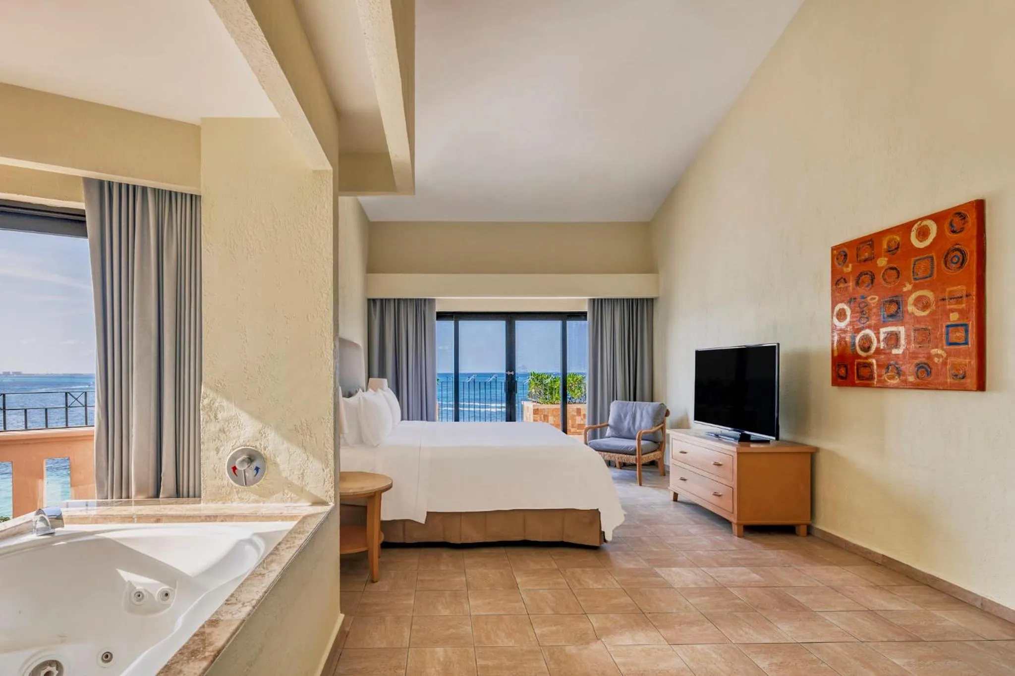 Photo of the whole room, Bed in Fiesta Americana Cancun Villas