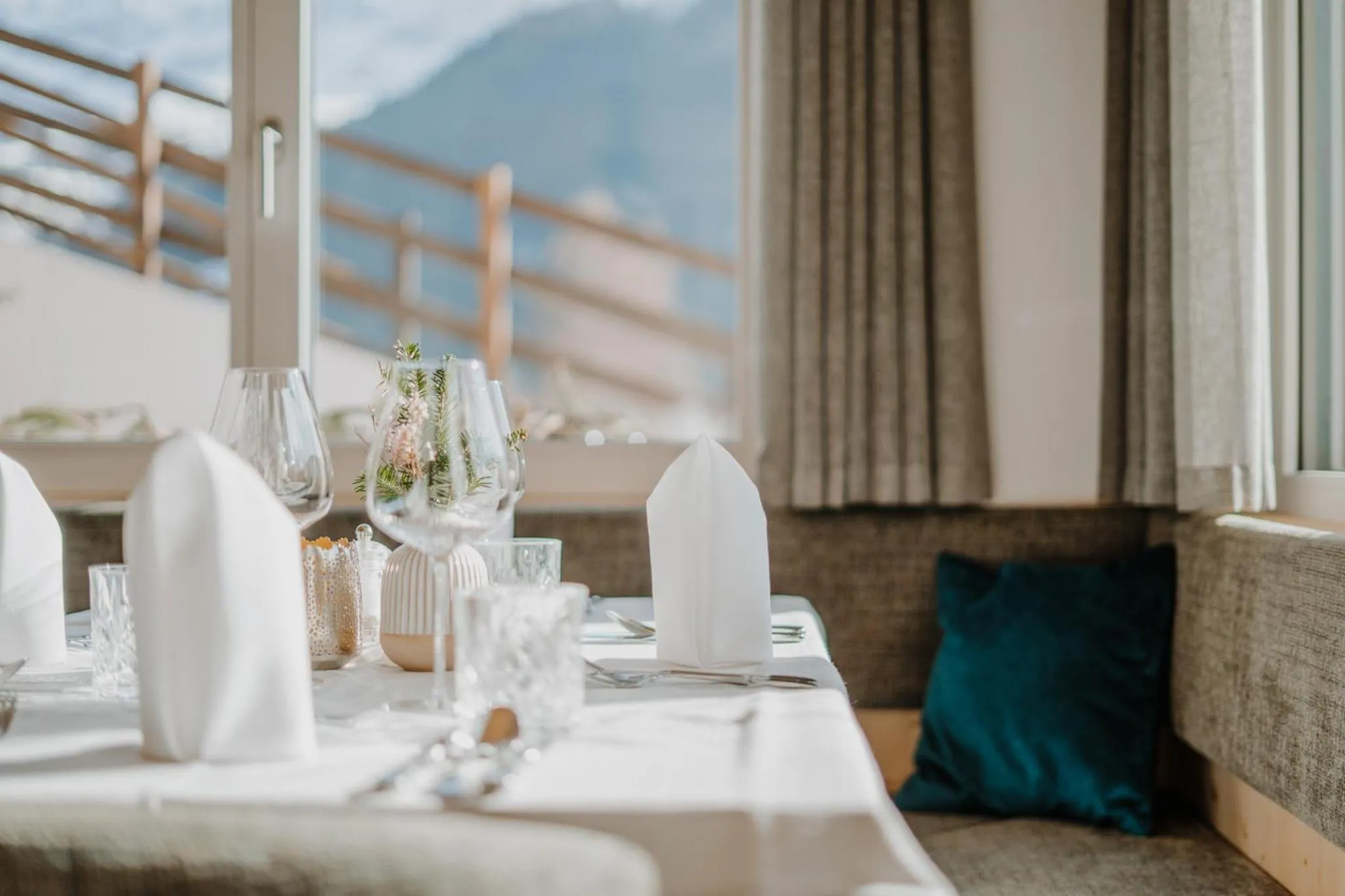 Restaurant/places to eat in Hotel Berghaus Rosengarten