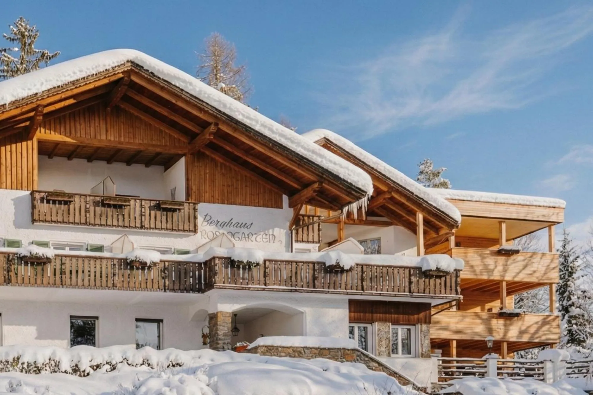 Property building in Hotel Berghaus Rosengarten