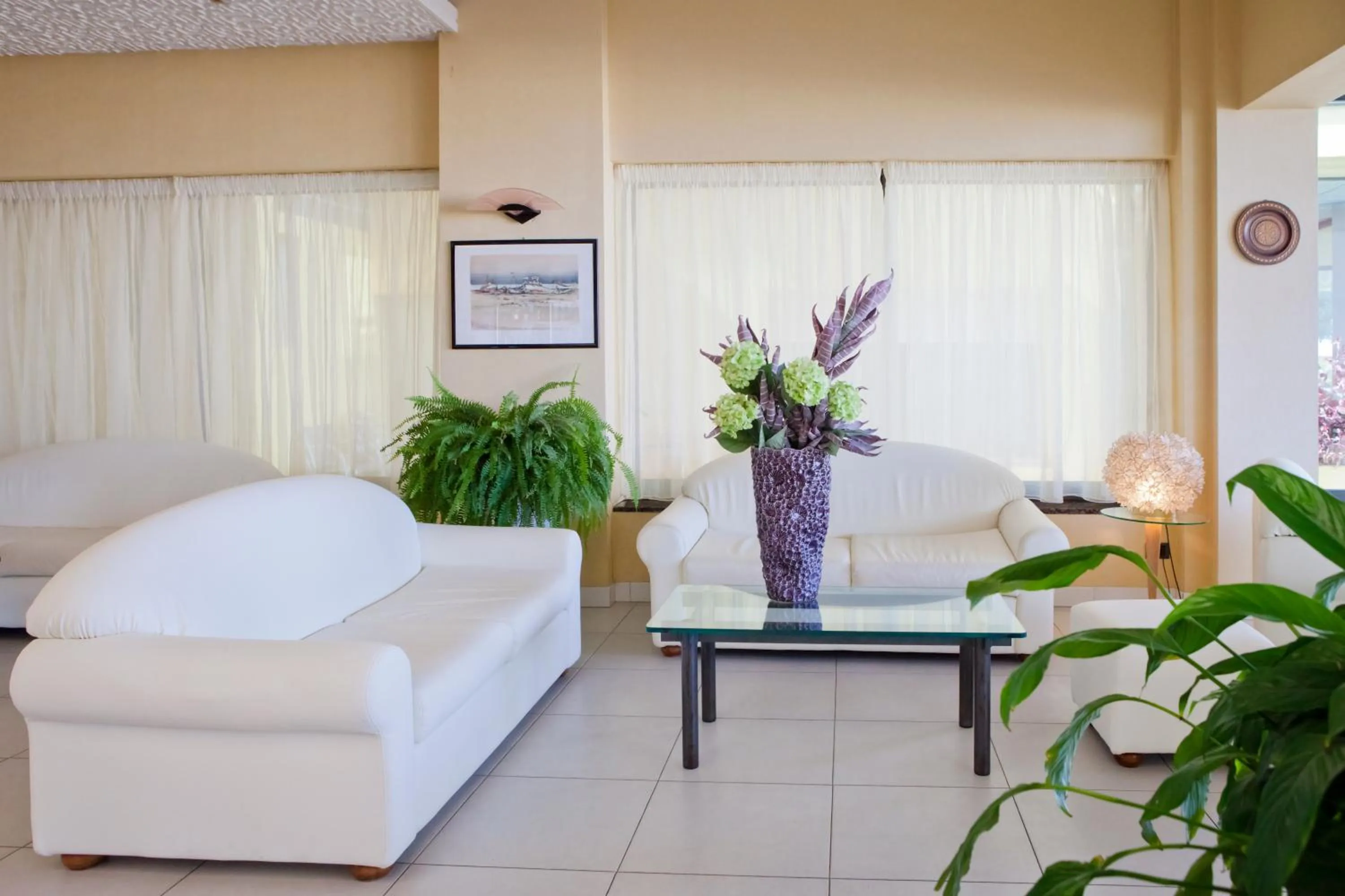 Seating area in Hotel Piccadilly