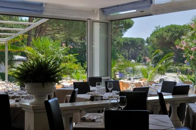 Restaurant/places to eat in Hotel Delle Nazioni