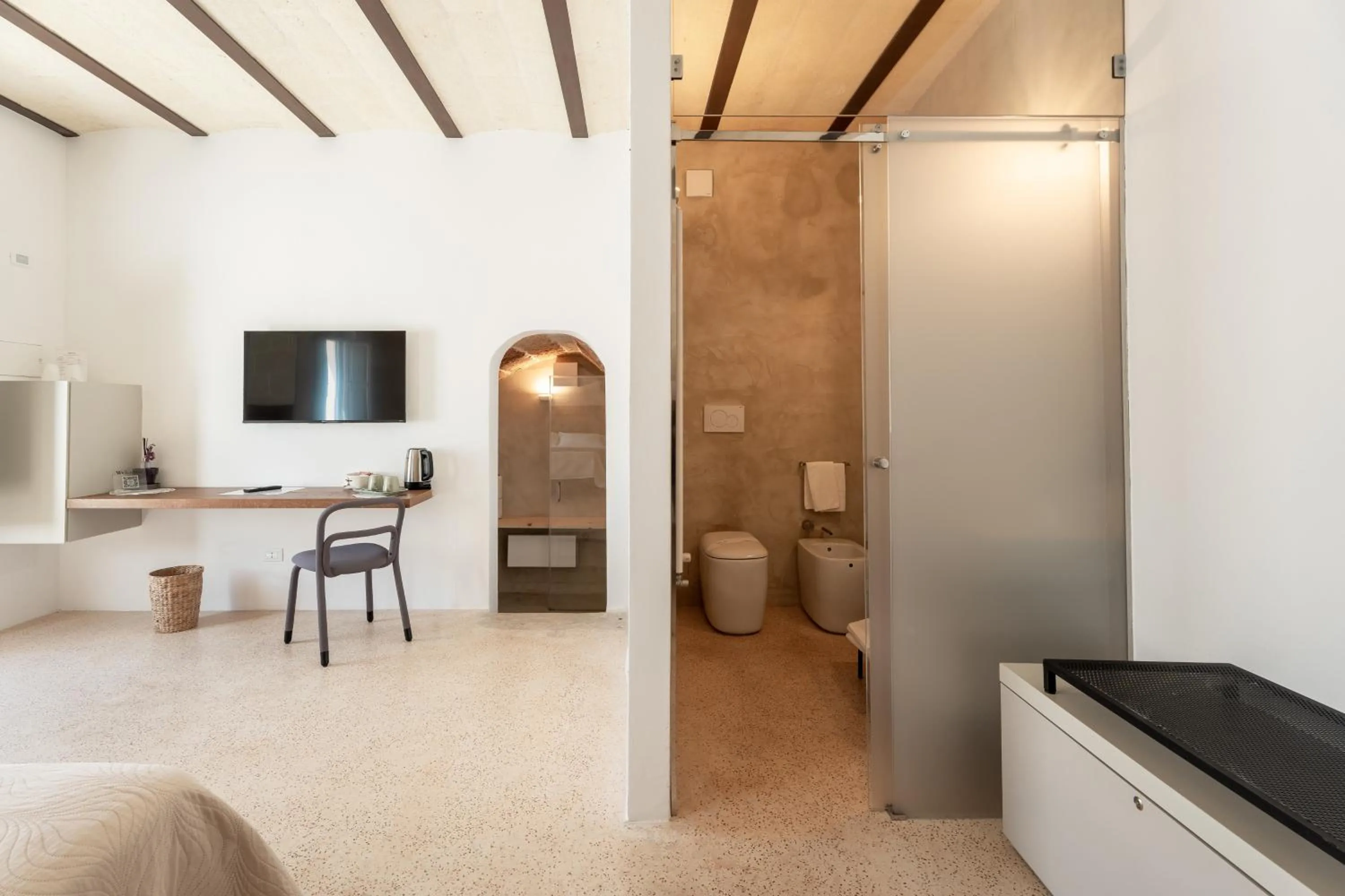 Bathroom in Donna Domenica Boutique Suites