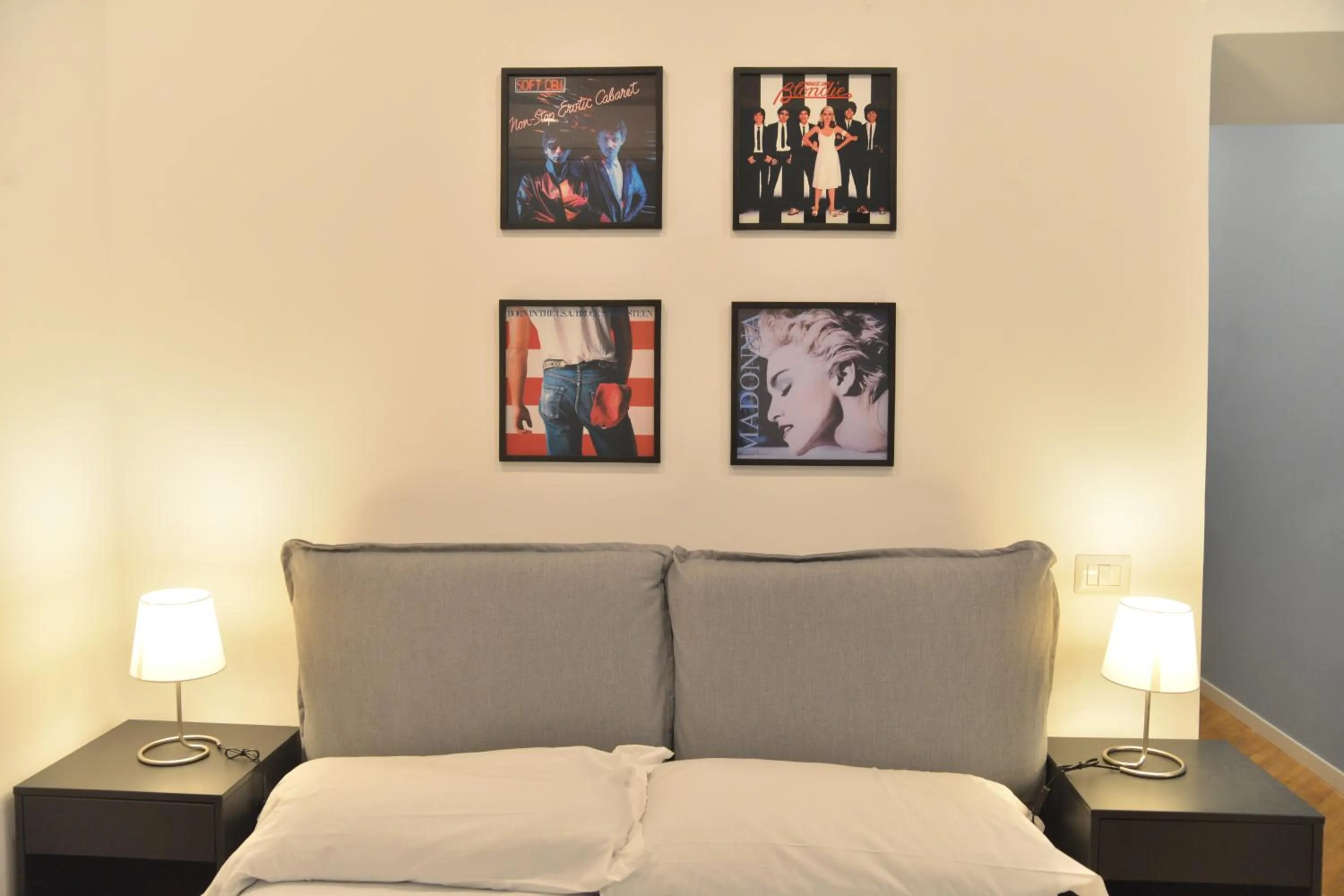 Bed in All You Need is Rome Guesthouse