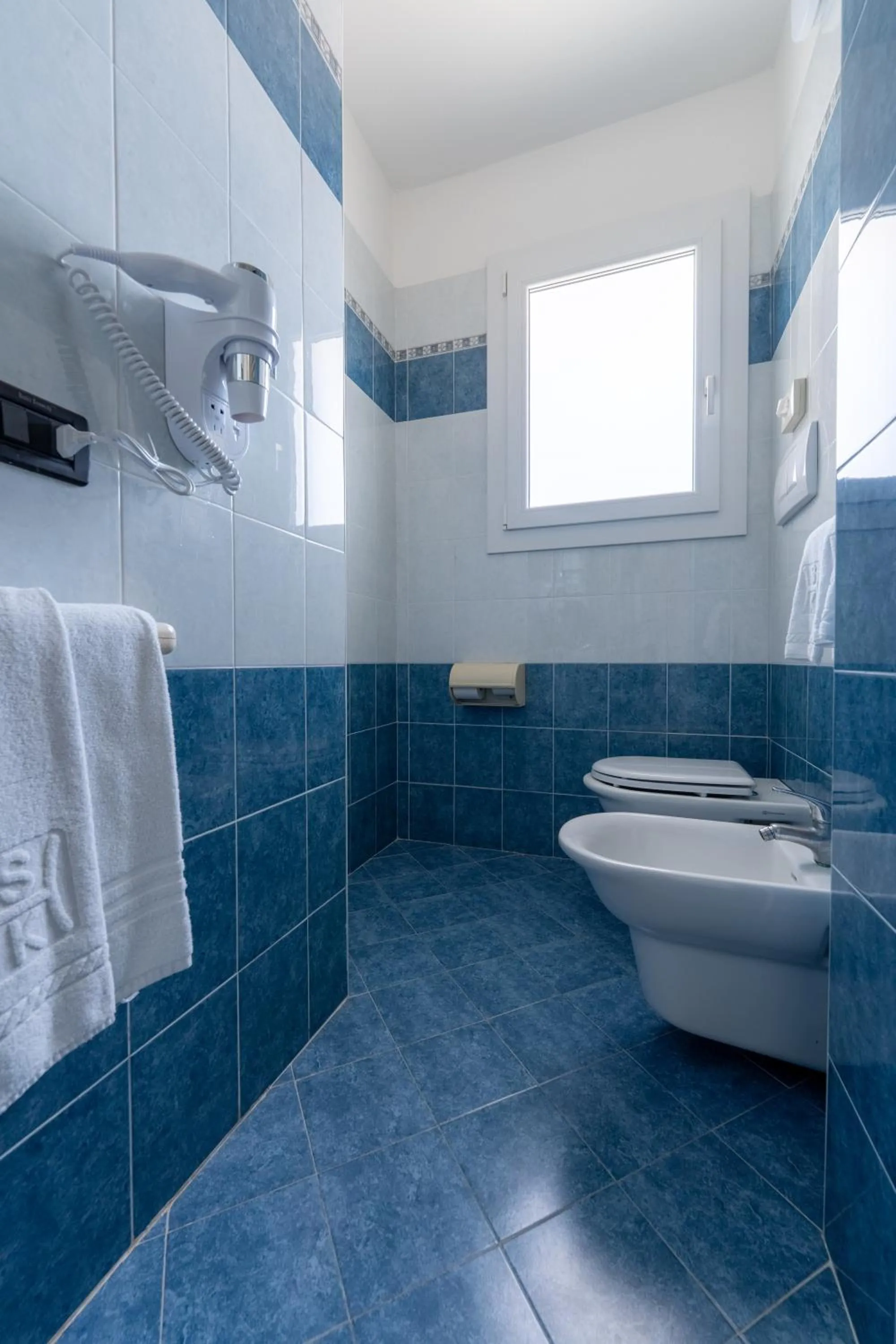 Toilet in Hotel Kennedy