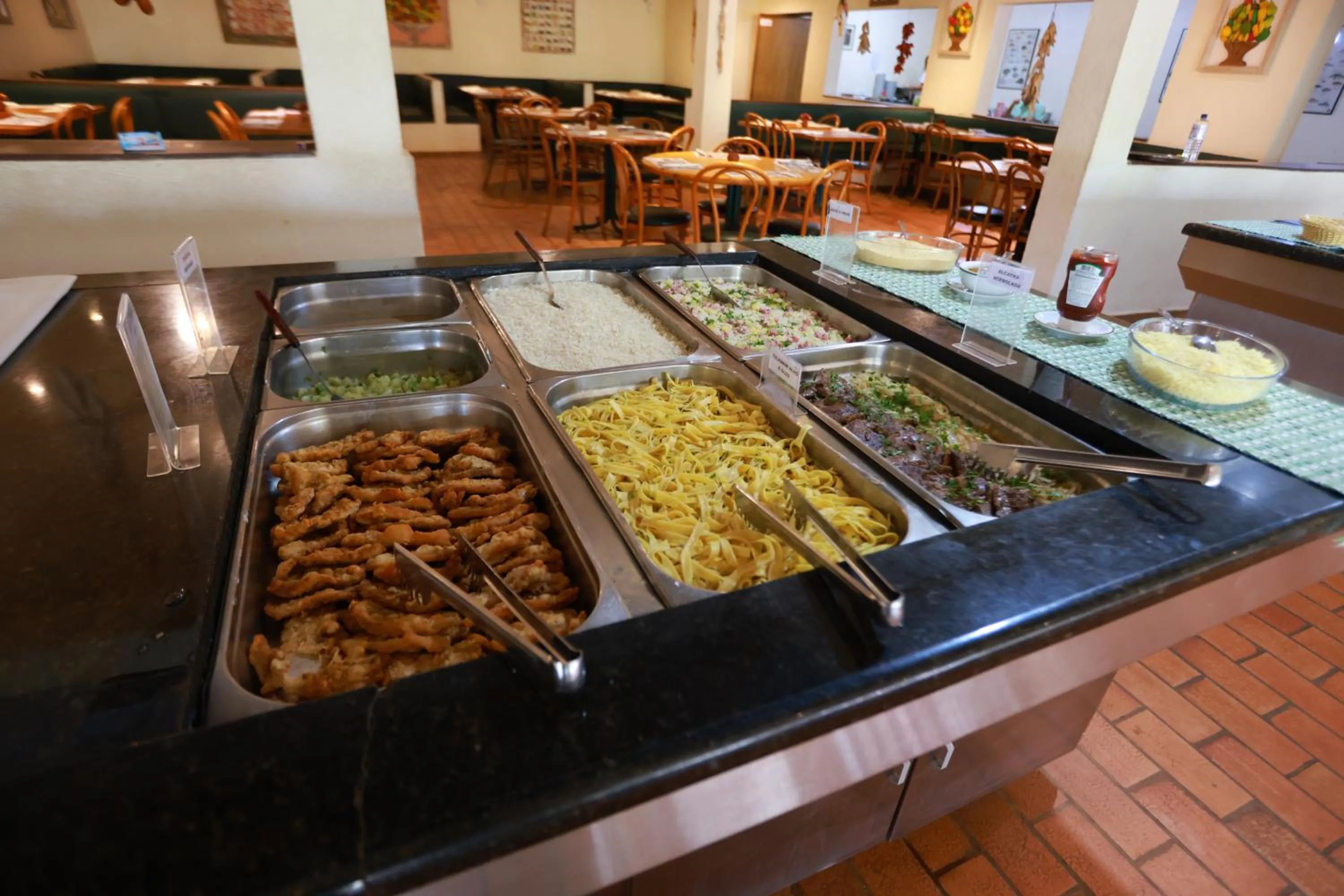 Food in Hotel Berro D`Agua Eco Resort