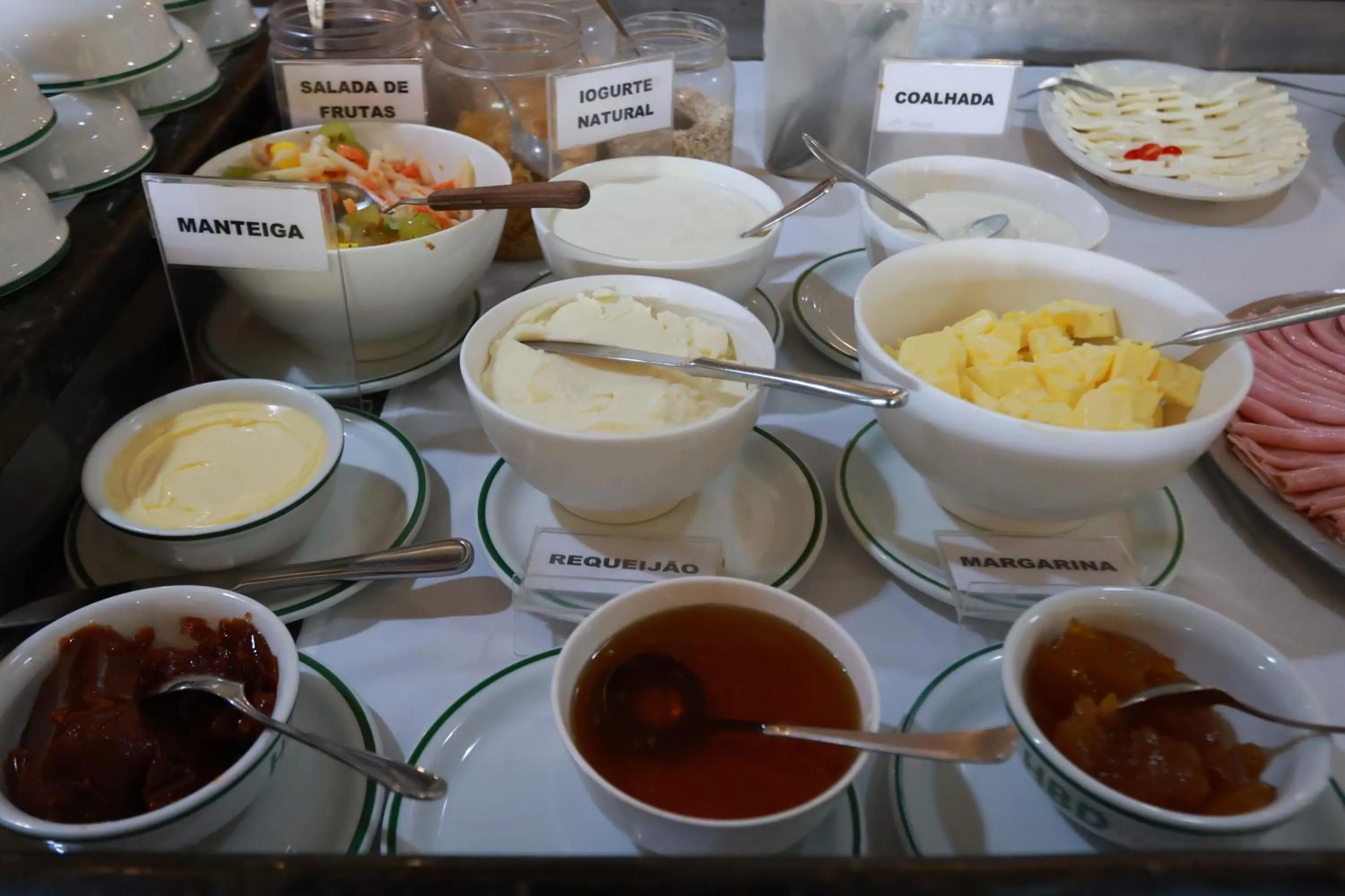 Food in Hotel Berro D`Agua Eco Resort