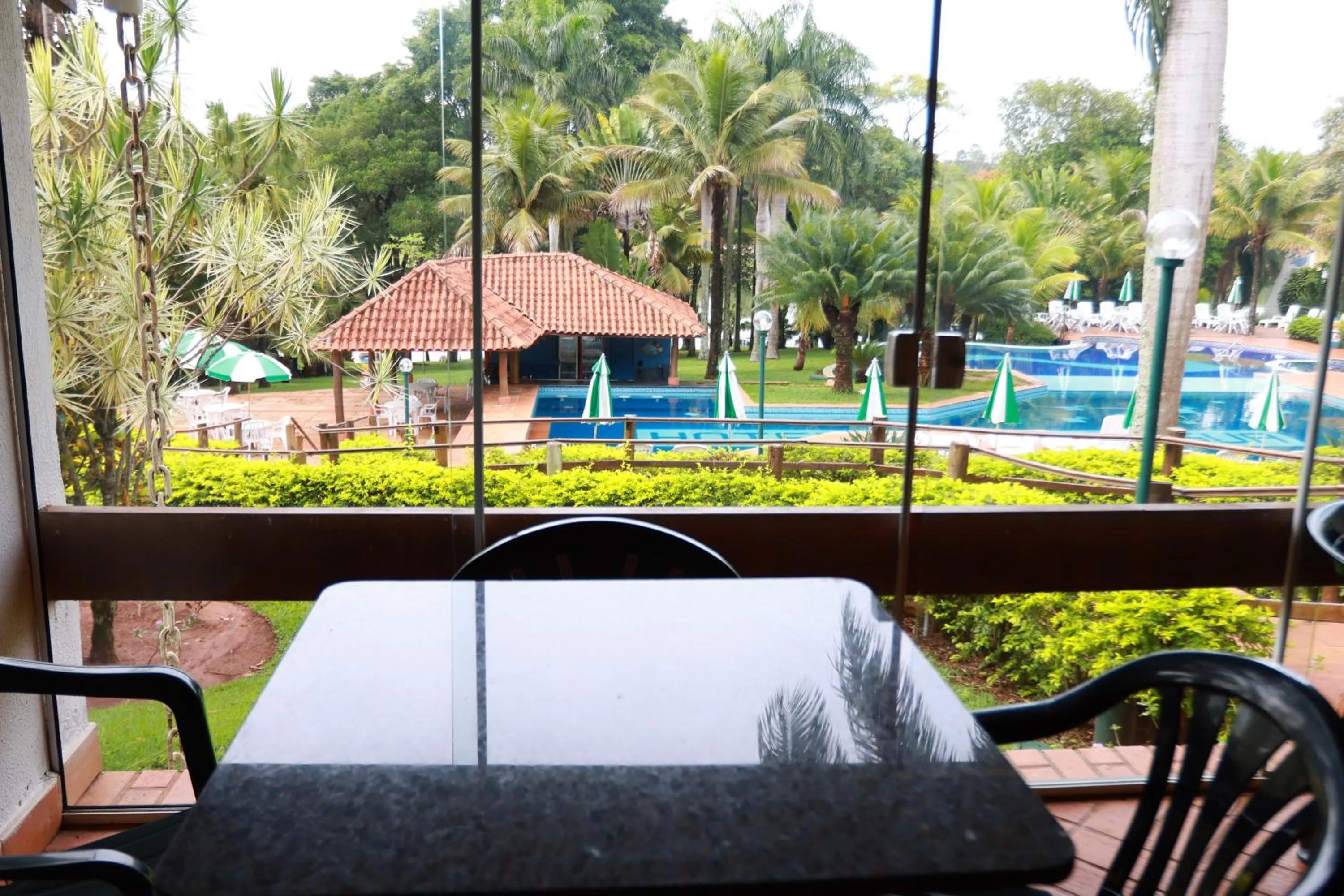 Restaurant/places to eat in Hotel Berro D`Agua Eco Resort