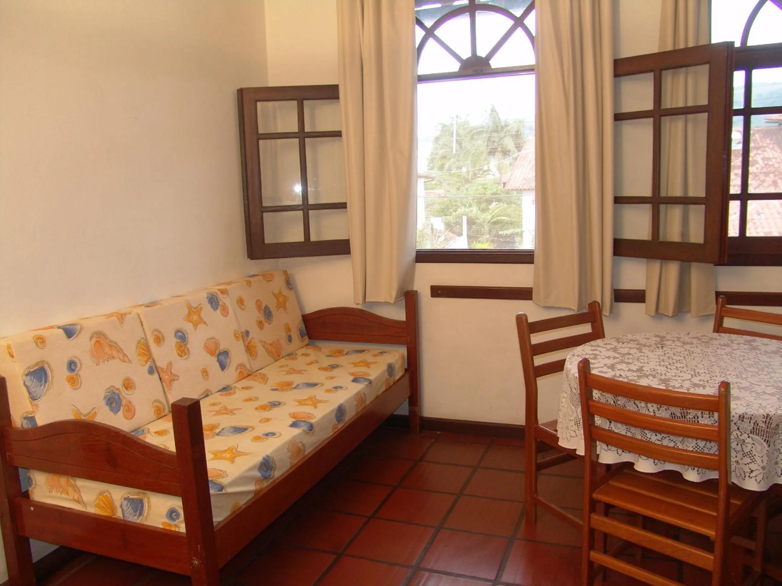 Living room in La Alhambra Apart Hotel