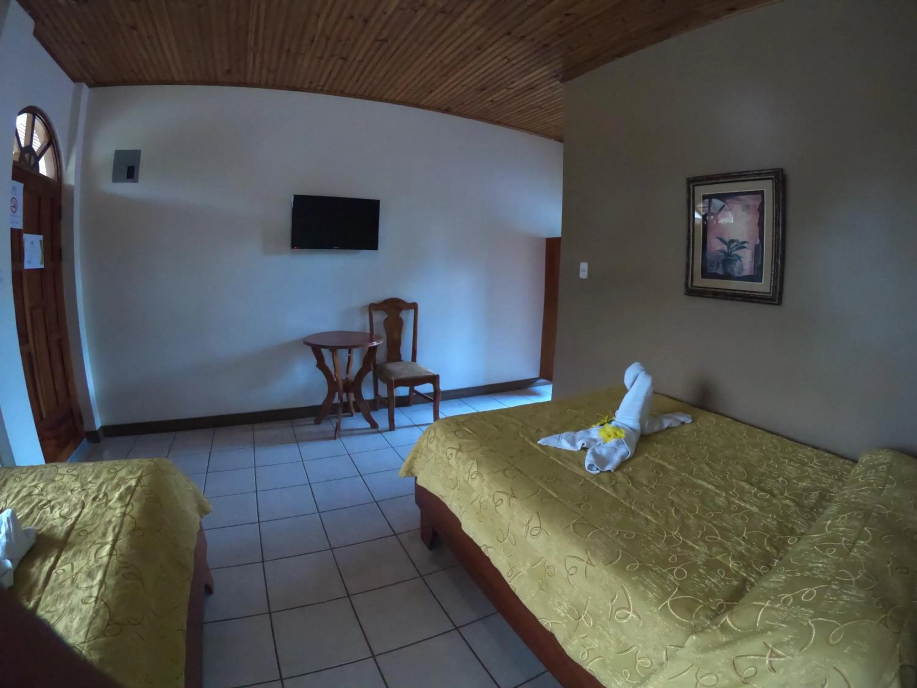 TV and multimedia, Bed in Hotel Los Higuerones