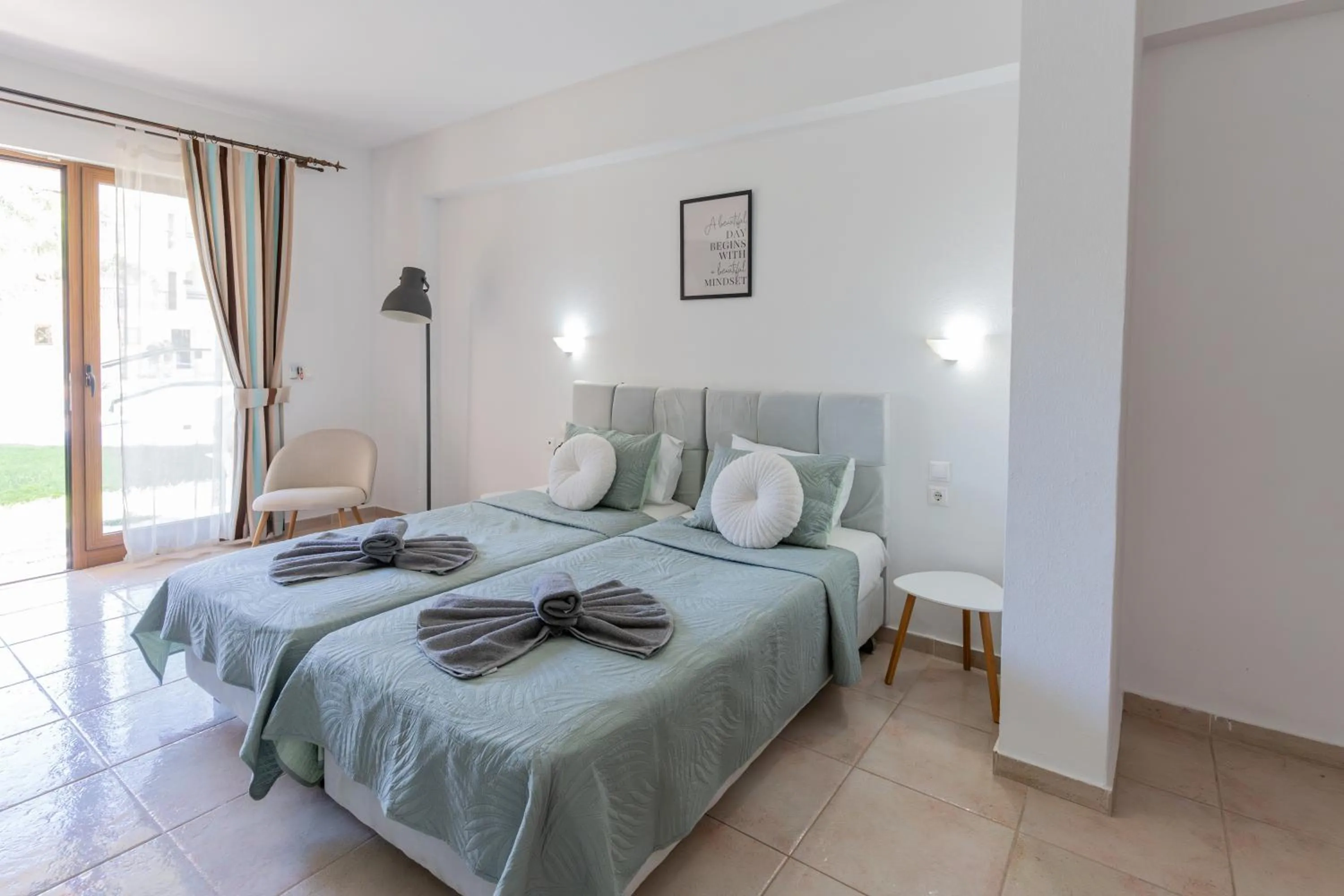Bed in Villas Duc - Rhodes