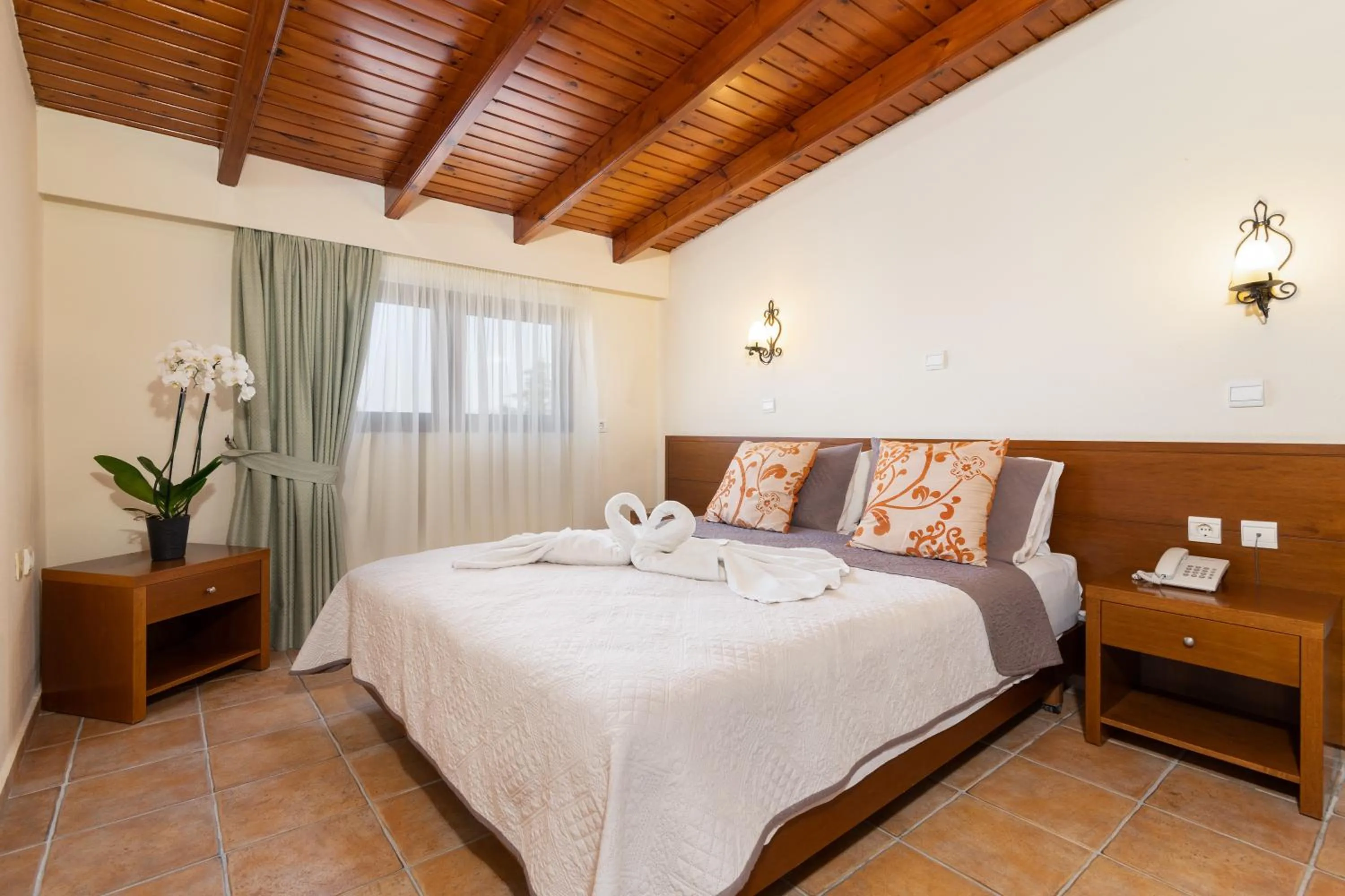 Bed in Villas Duc - Rhodes