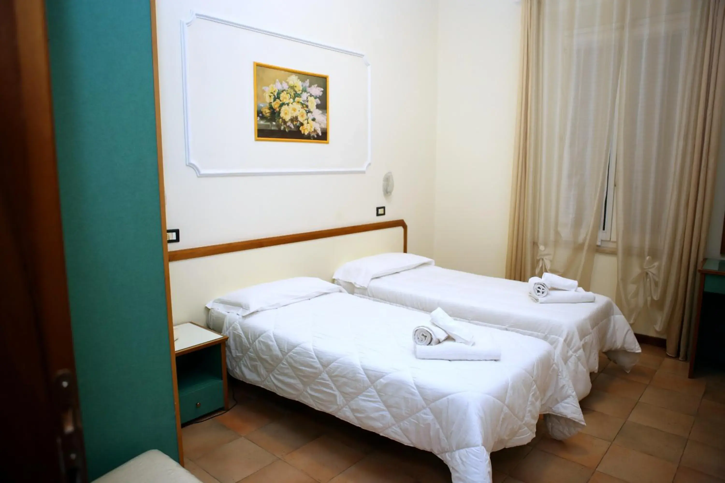 Economy Double or Twin Room in Hotel La Torre Economy Double or Twin Room in Hotel La Torre