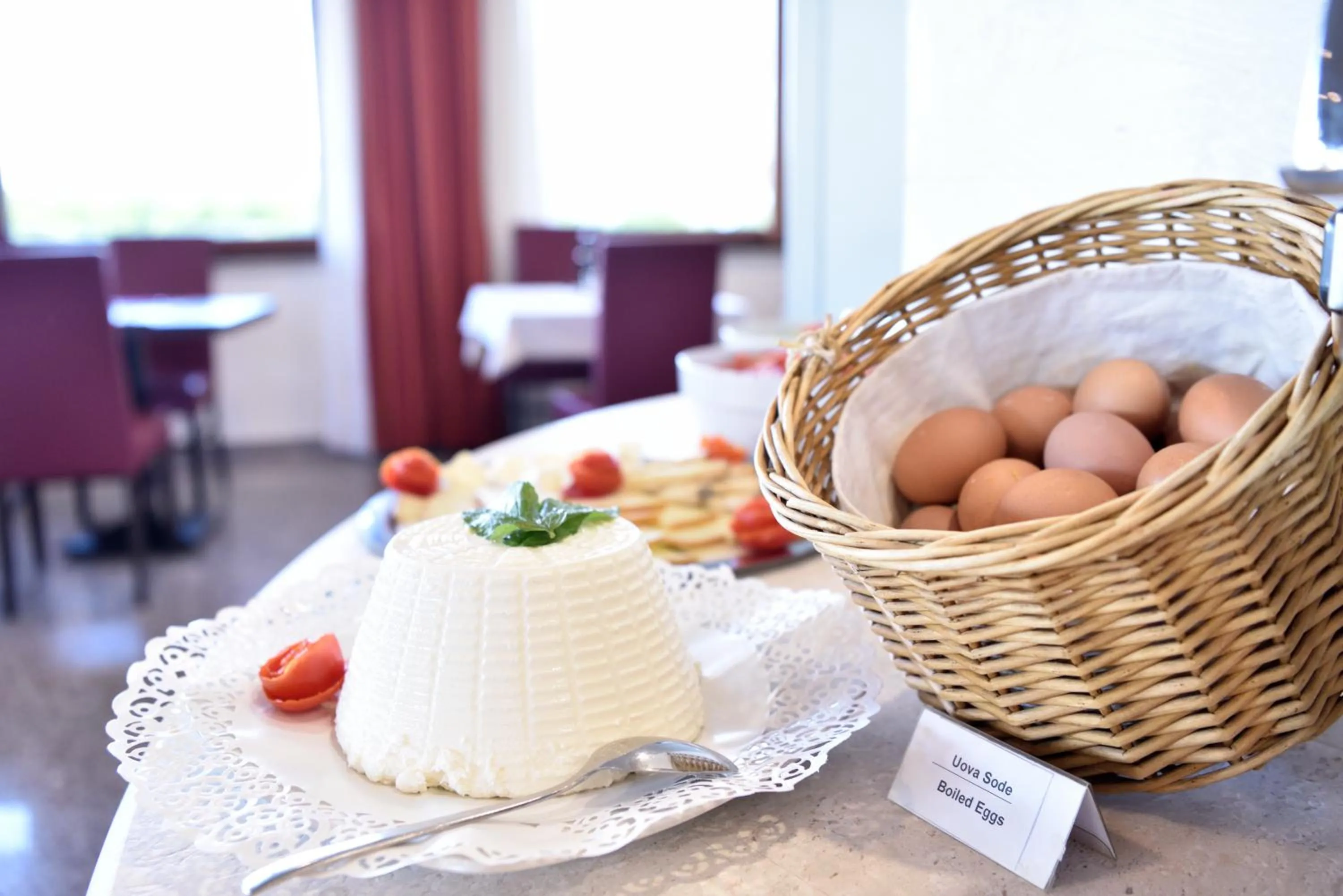 Breakfast in Hotel Florida