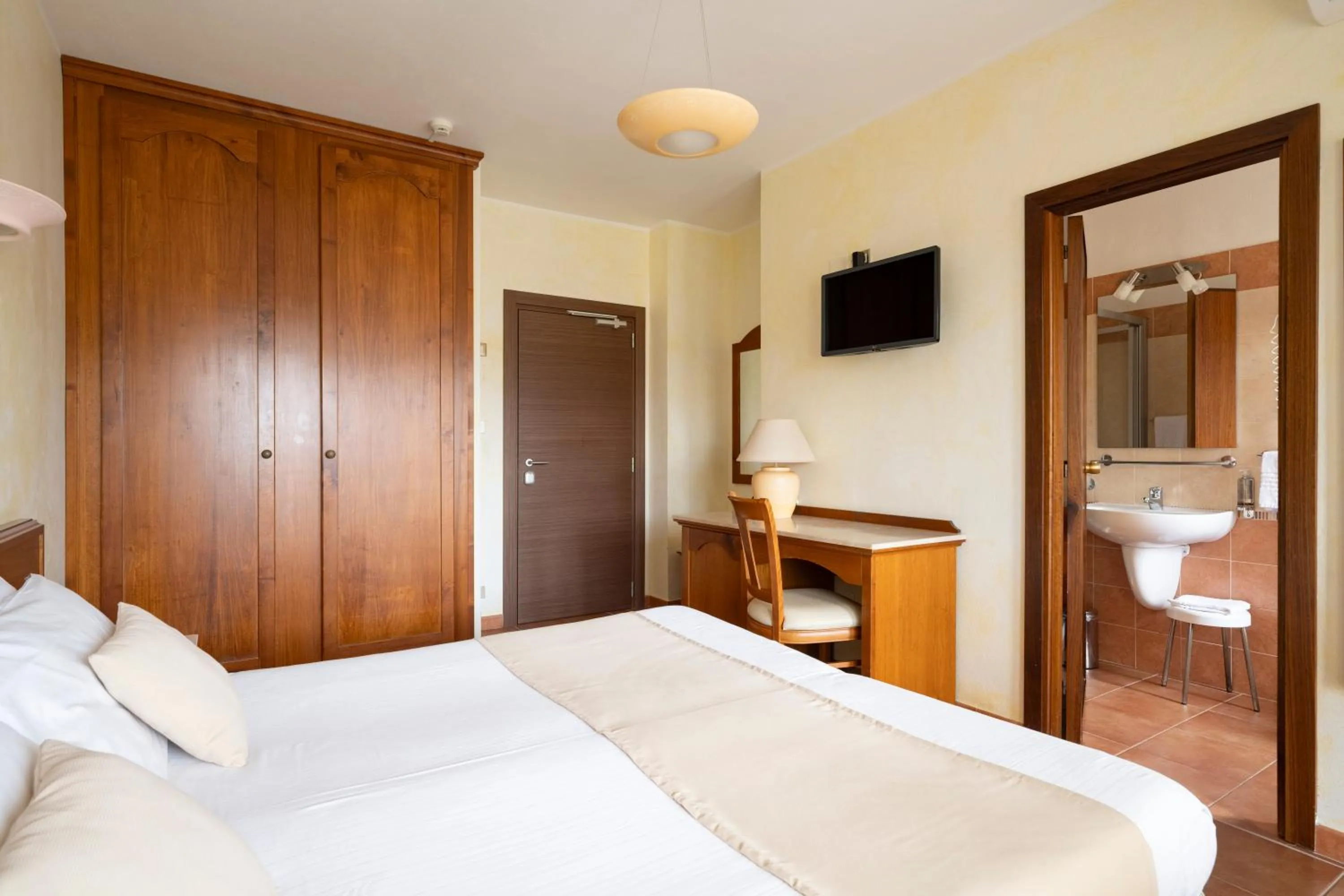 Double Room in Hotel Florida