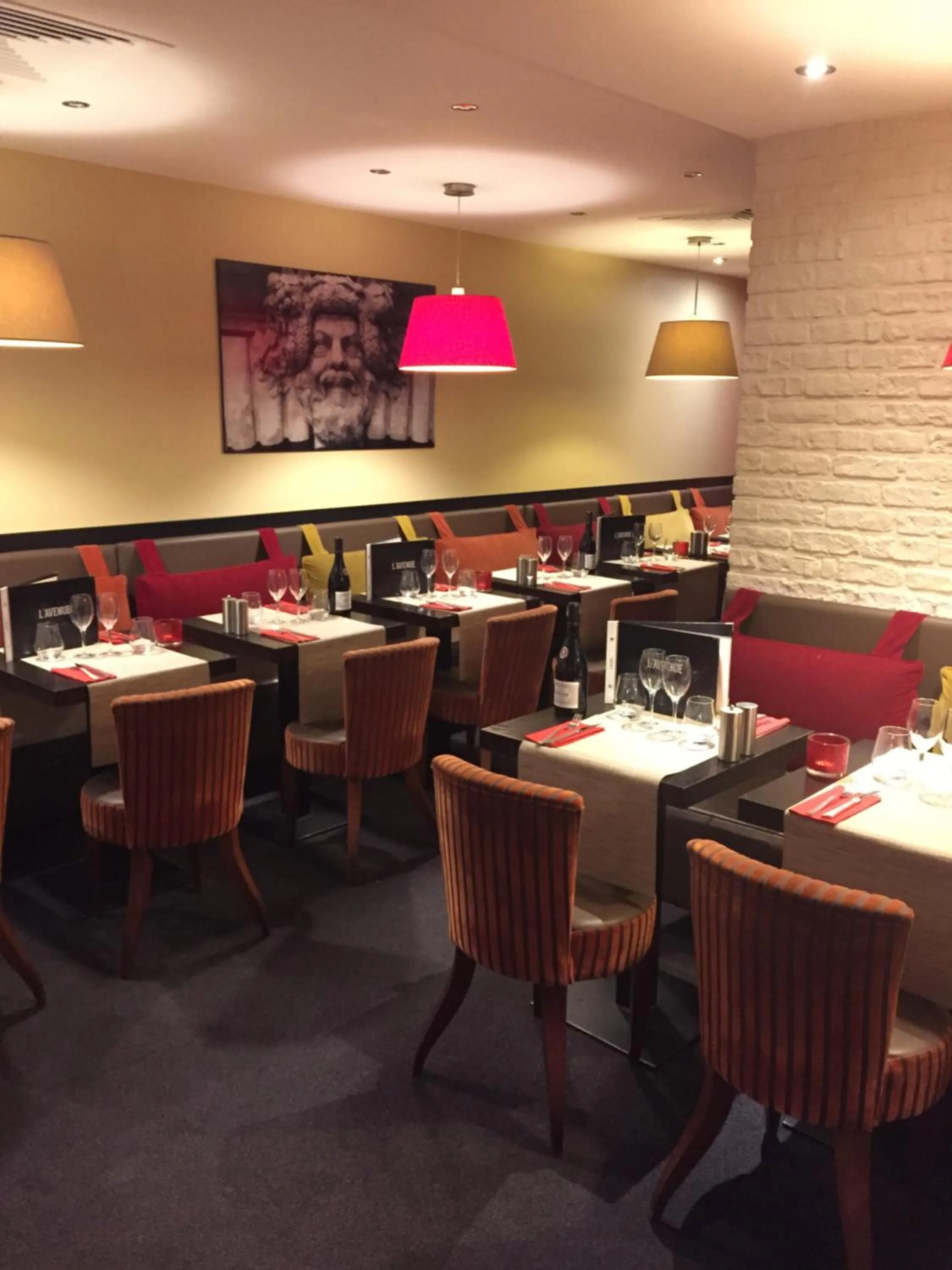 Restaurant/places to eat in Hotel l'Avenue